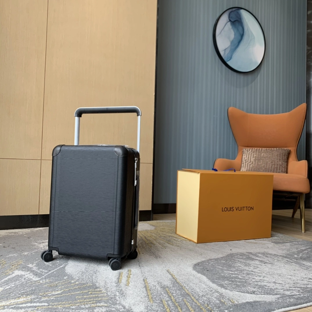 Luggage ask price on whatsapp GoodFit 9767