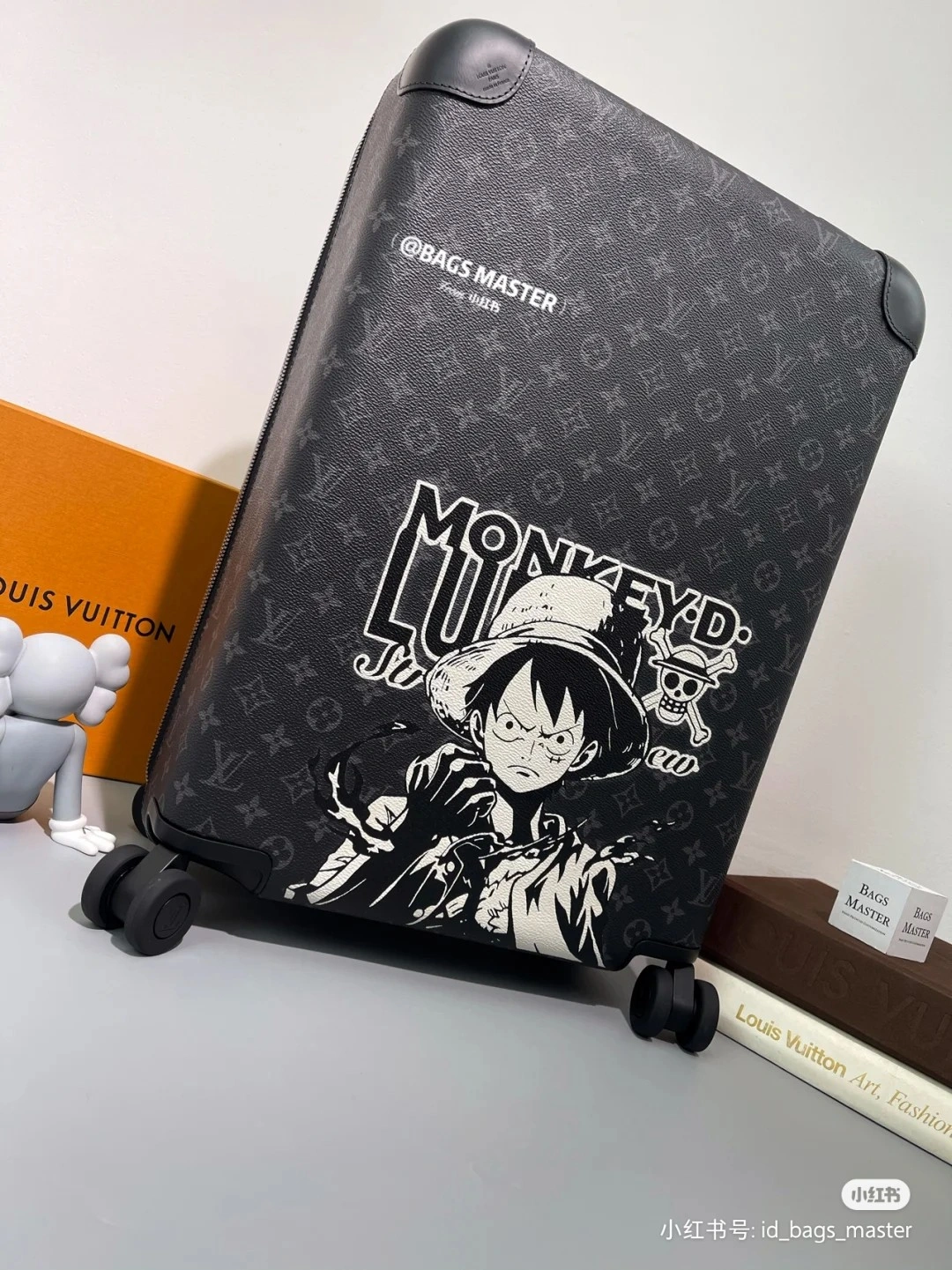 Luggage ask price on whatsapp Reliable 9757