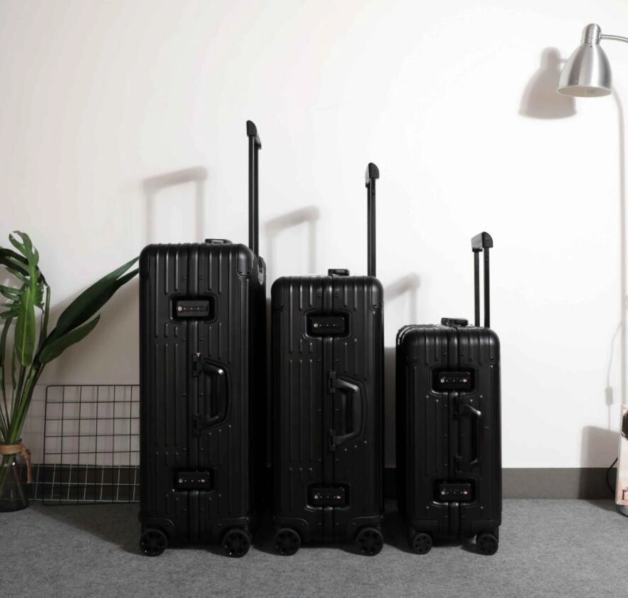 Effortless Luggage ask price on whatsapp 9771