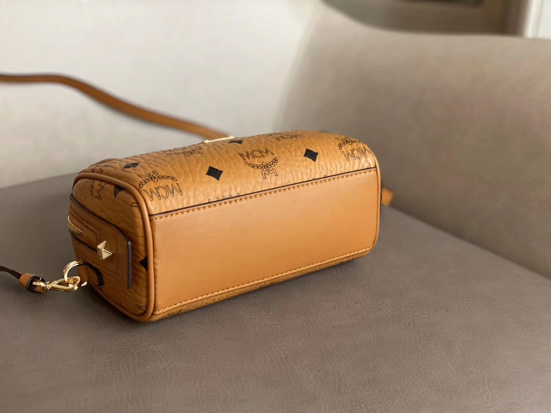 M*CM Bag Top Quality 18.5*10*8cm EasyMatch 9321