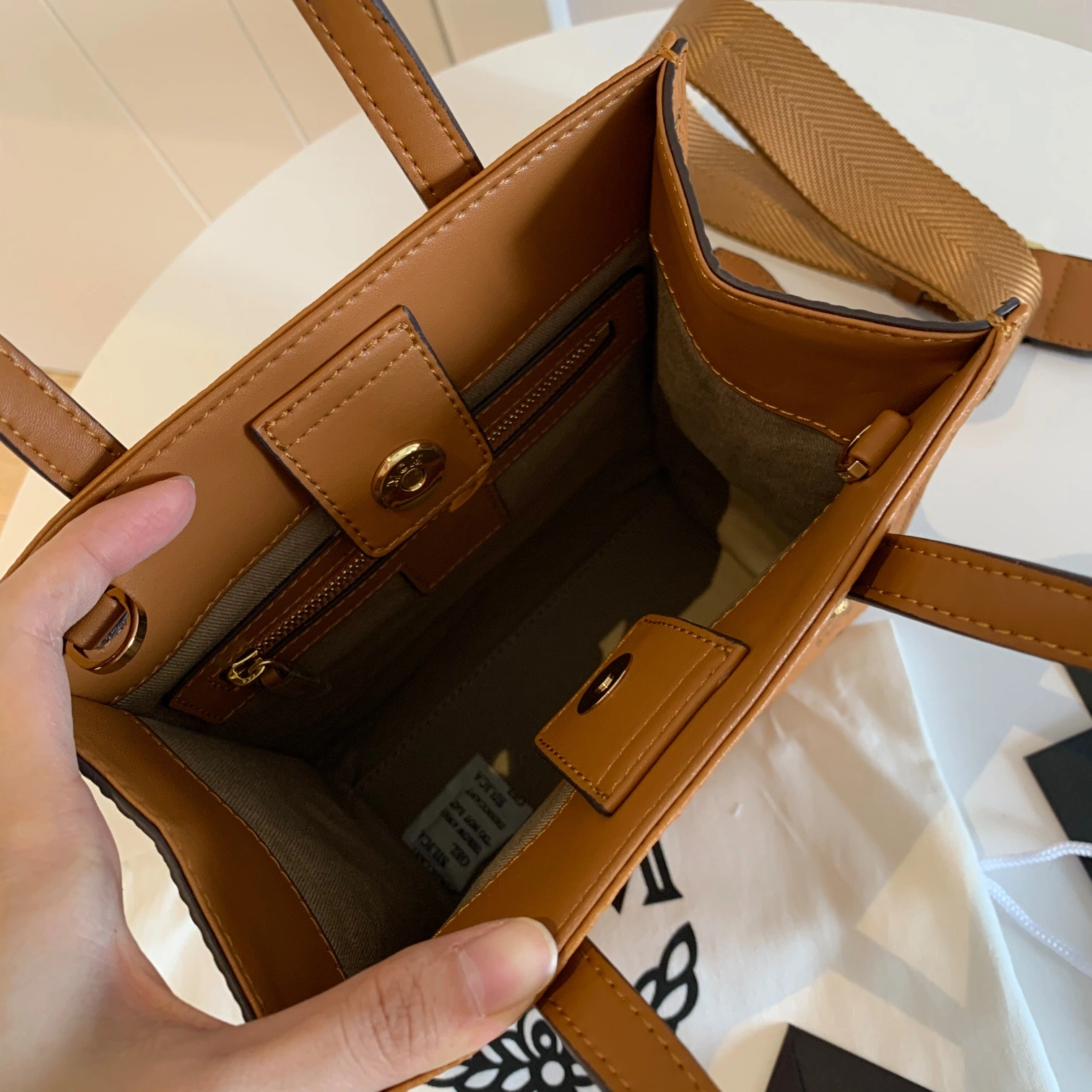M*CMBag Top Quality 19.5*22*8.5cm Trendy 9320