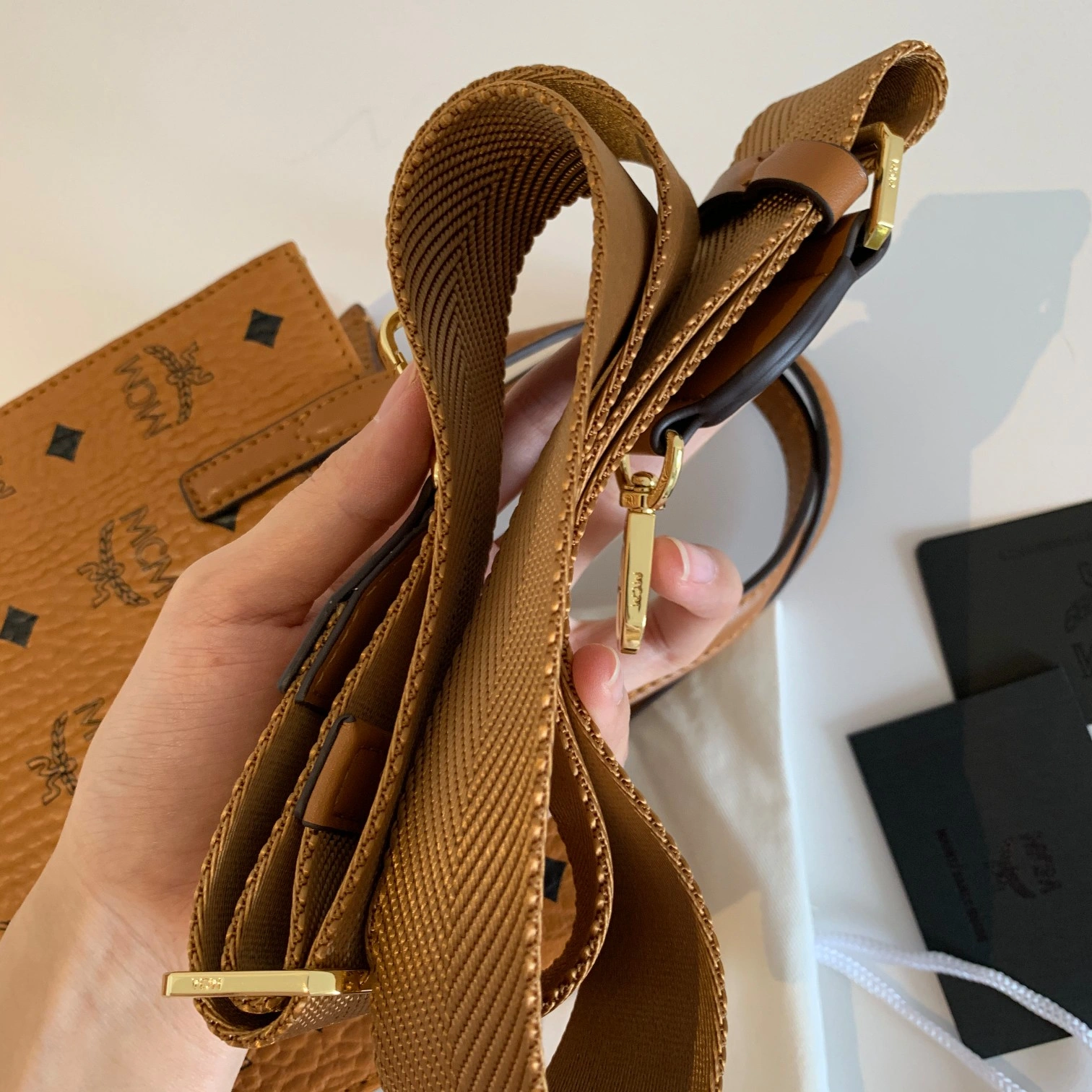 M*CMBag Top Quality 19.5*22*8.5cm Trendy 9320