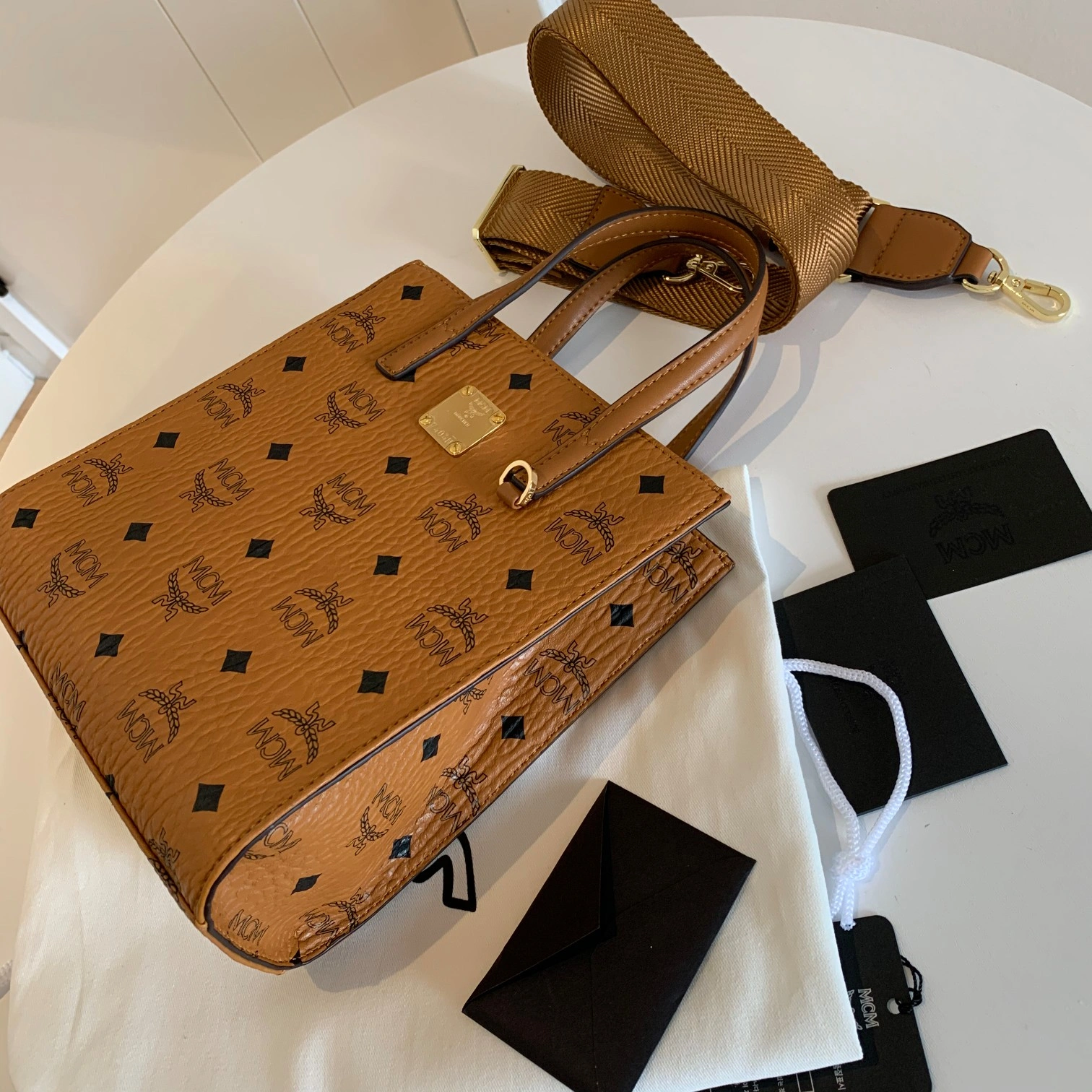 M*CMBag Top Quality 19.5*22*8.5cm Trendy 9320