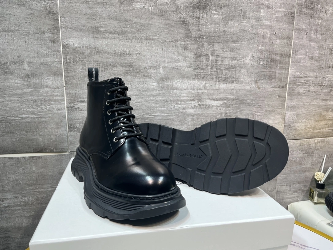 Original Men A*exander M*queen Boots CP 20230607- 3082
