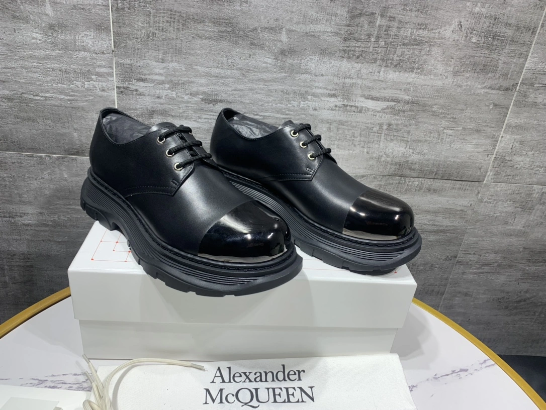 Modern Men A*exander M*queen Sneaker CP 20230607- 3080