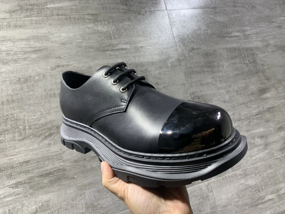 Modern Men A*exander M*queen Sneaker CP 20230607- 3080