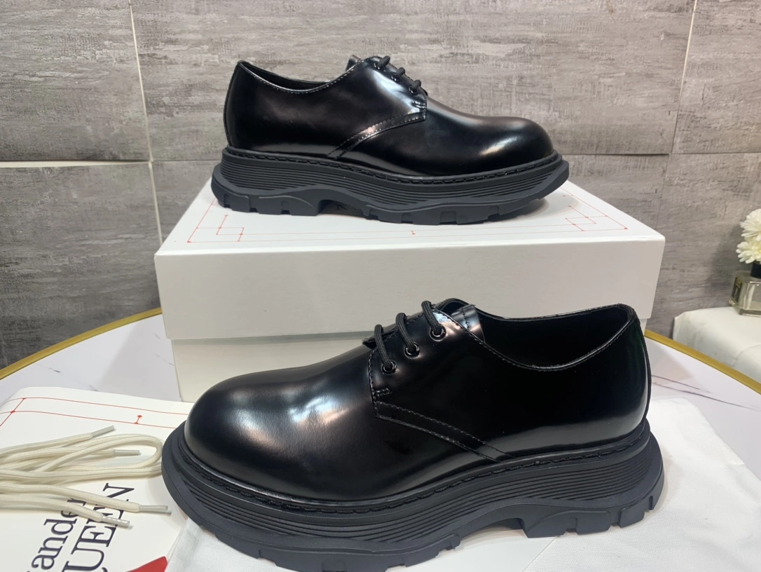 Minimalist Men A*exander M*queen Sneaker CP 20230607- 3079
