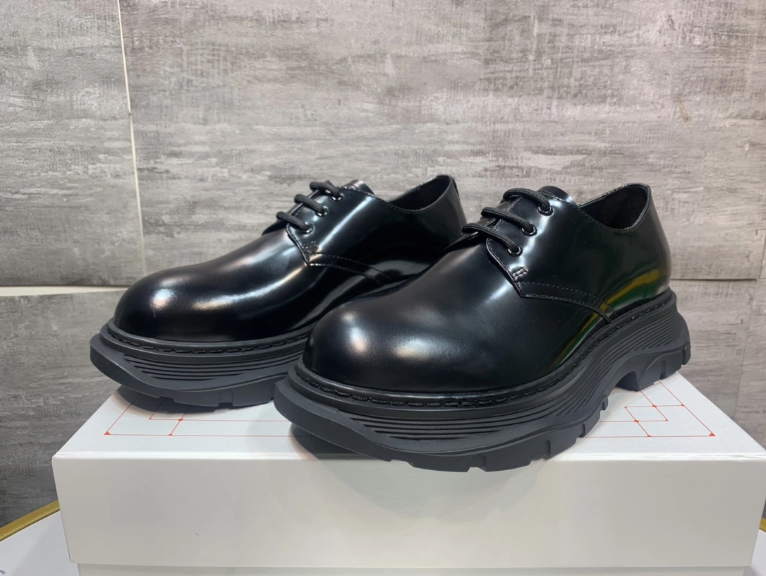 Minimalist Men A*exander M*queen Sneaker CP 20230607- 3079