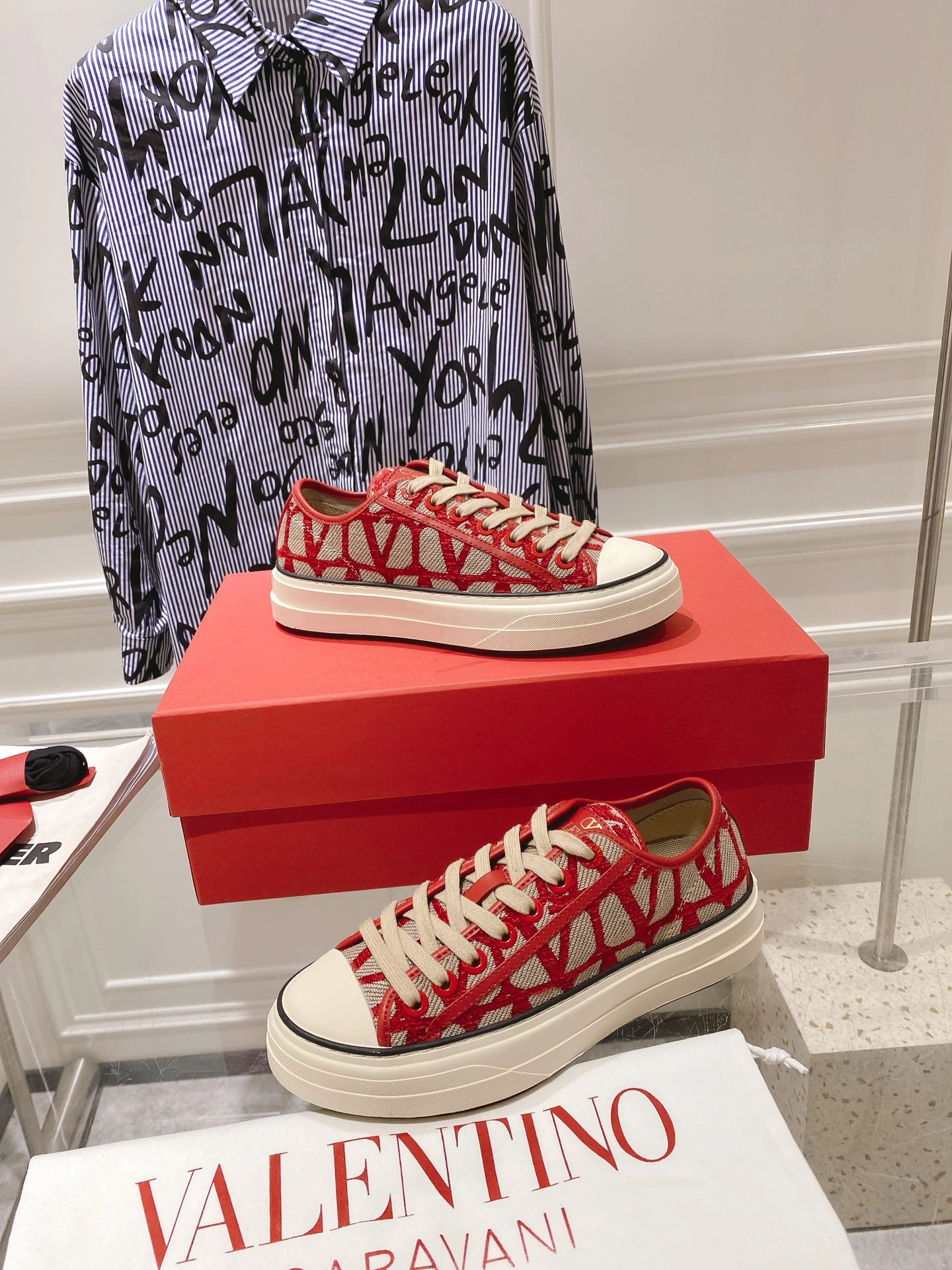 Men And Women 𝑉*𝐴𝐿𝐸𝑁𝑇𝐼𝑁𝑂 Top Canvas Shoe CP 20230607- WaterResistant 7571