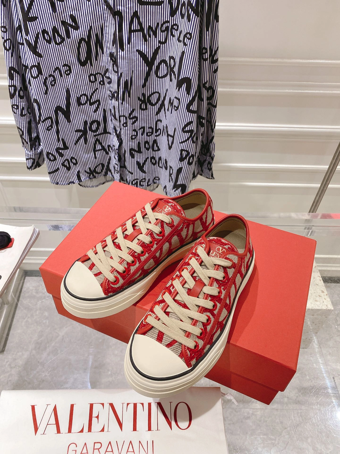 Men And Women 𝑉*𝐴𝐿𝐸𝑁𝑇𝐼𝑁𝑂 Top Canvas Shoe CP 20230607- WaterResistant 7571