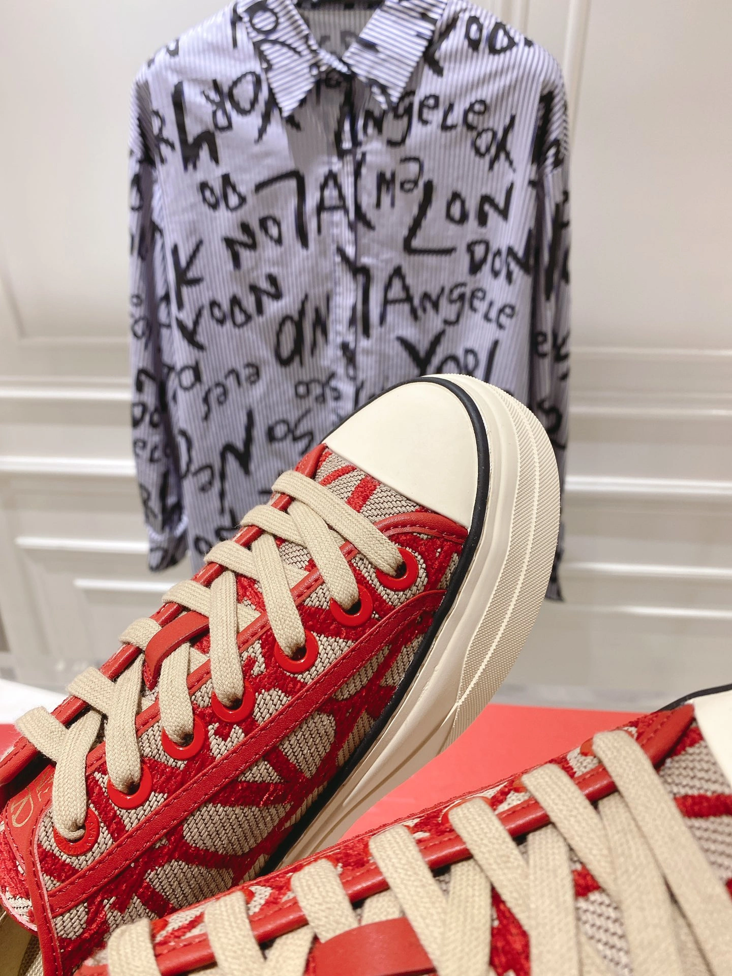 Men And Women 𝑉*𝐴𝐿𝐸𝑁𝑇𝐼𝑁𝑂 Top Canvas Shoe CP 20230607- WaterResistant 7571