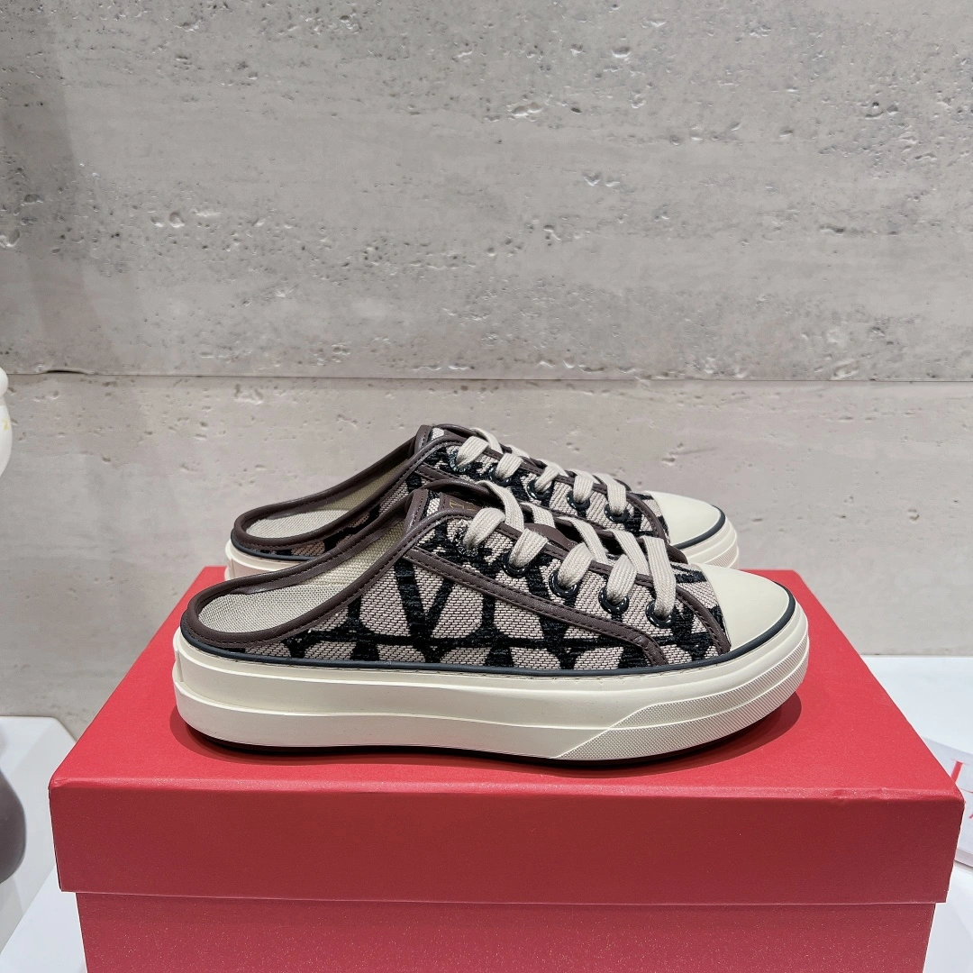 Men And Women 𝑉*𝐴𝐿𝐸𝑁𝑇𝐼𝑁𝑂 Top slippers CP 20230607- GoAnywhere 7570