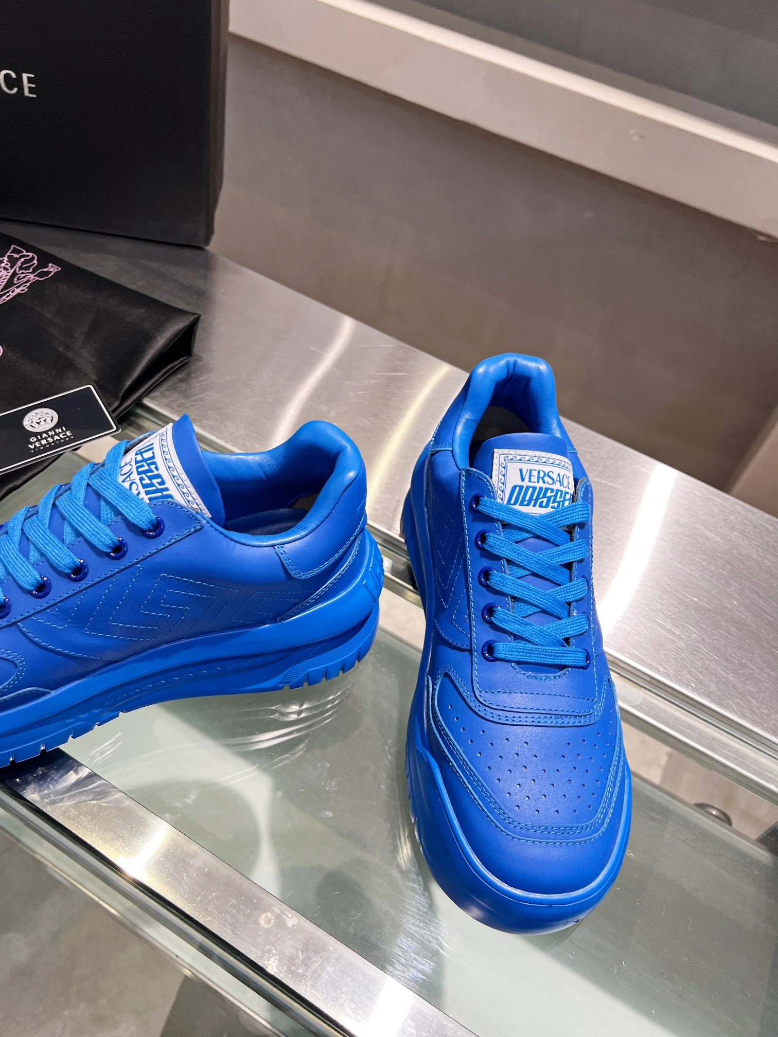 Trendsetting Men And Women V*ersace Top Sneakers CP 20230607- 6648