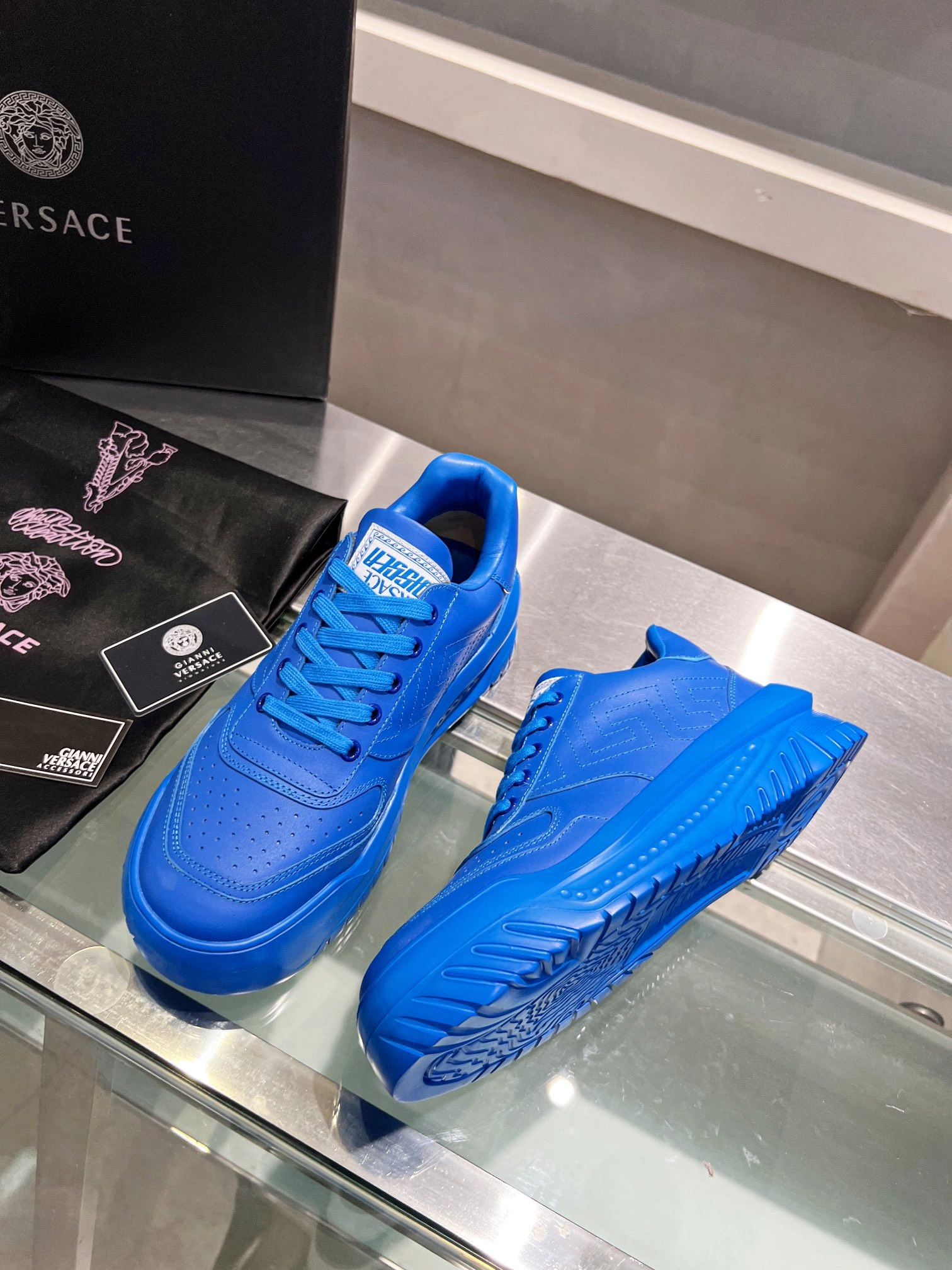 Trendsetting Men And Women V*ersace Top Sneakers CP 20230607- 6648