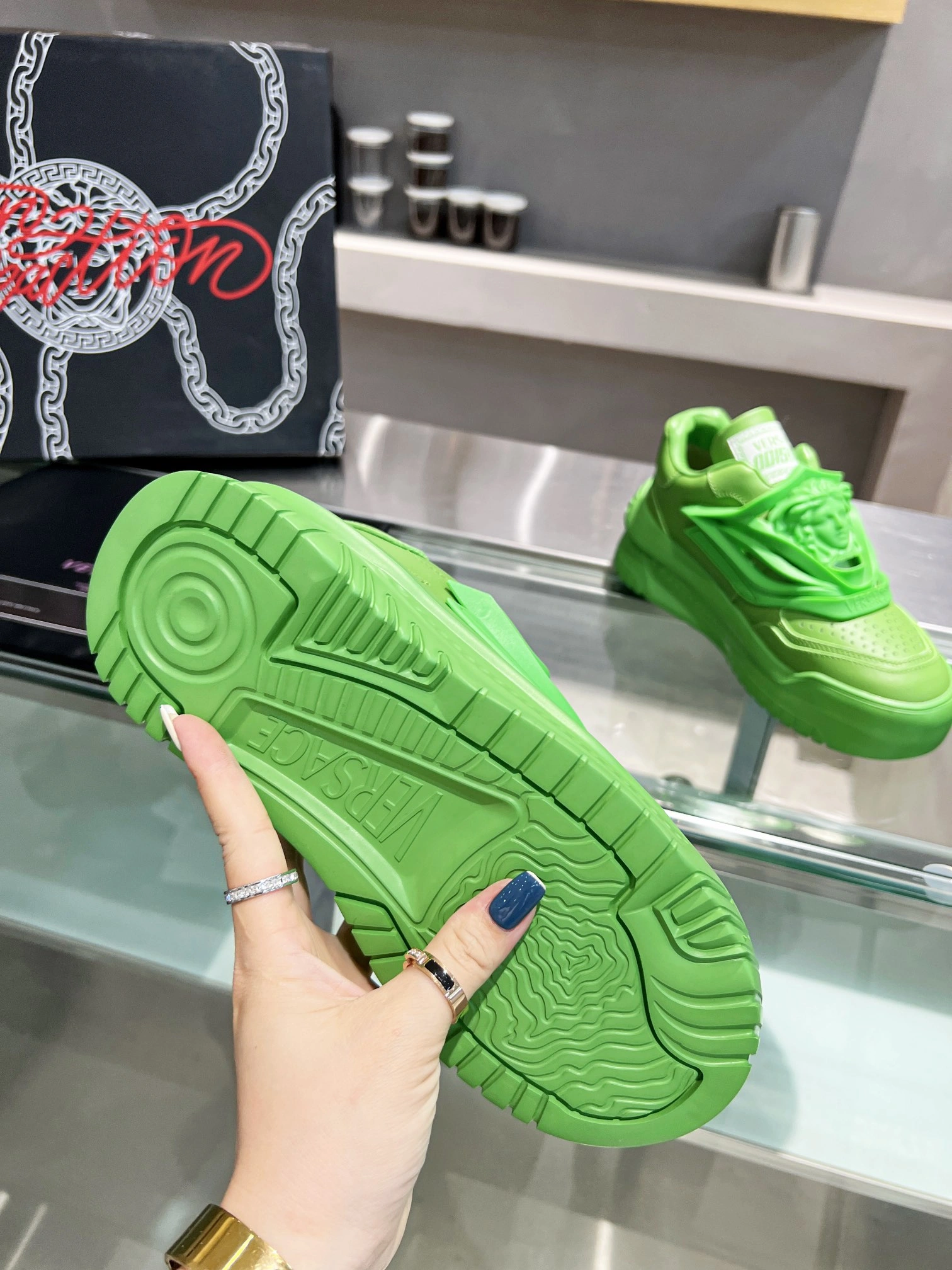 Affordable Men And Women V*ersace Top Sneakers CP 20230607- 6640