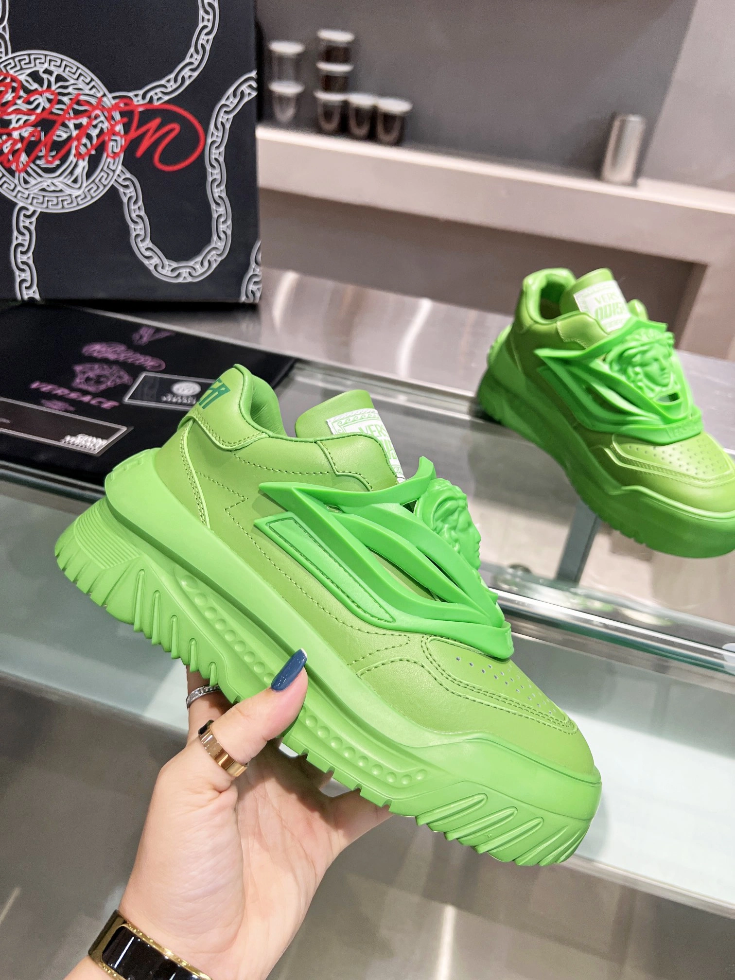 Affordable Men And Women V*ersace Top Sneakers CP 20230607- 6640