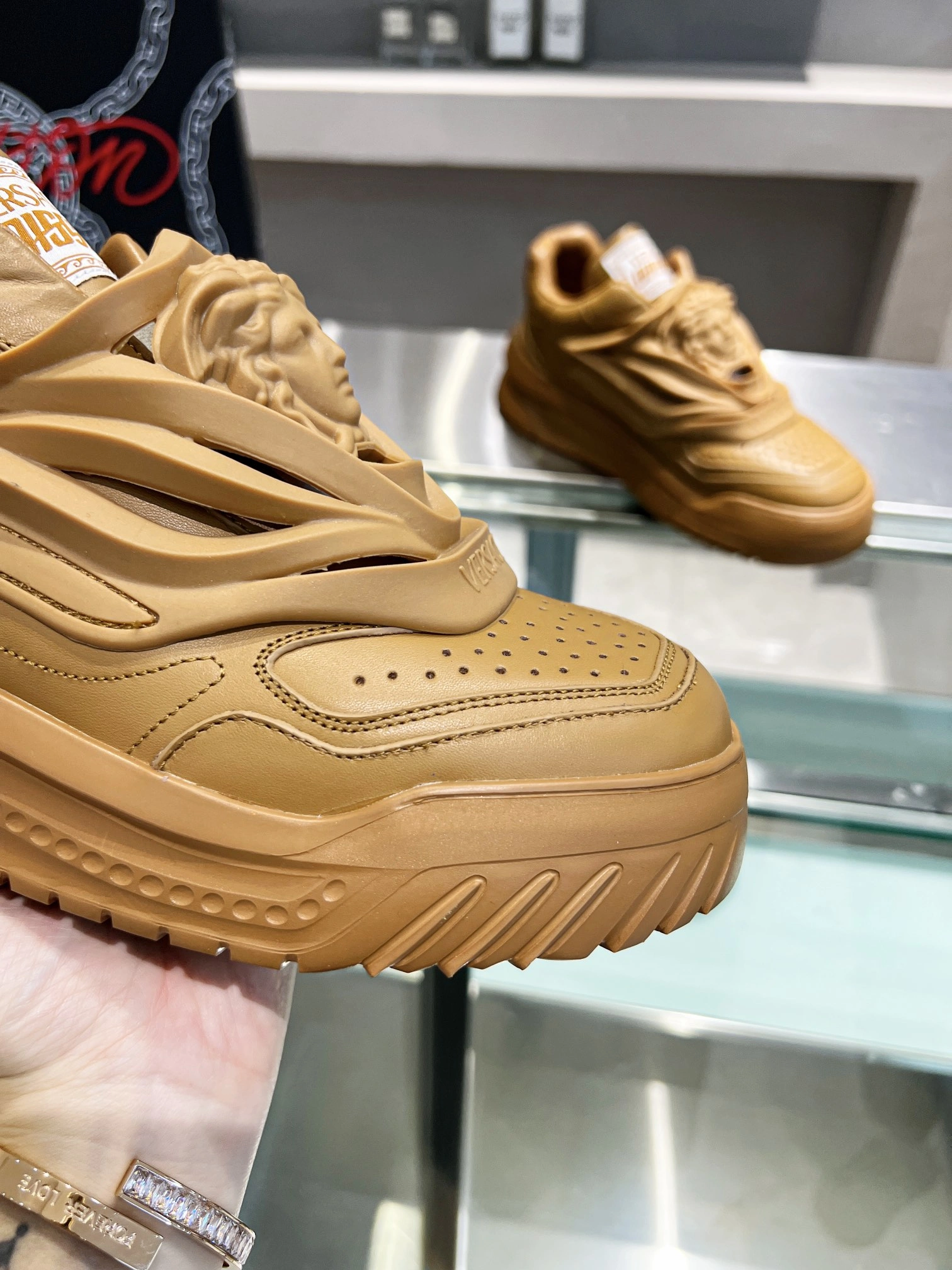 EyeCatching Men And Women V*ersace Top Sneakers CP 20230607- 6636