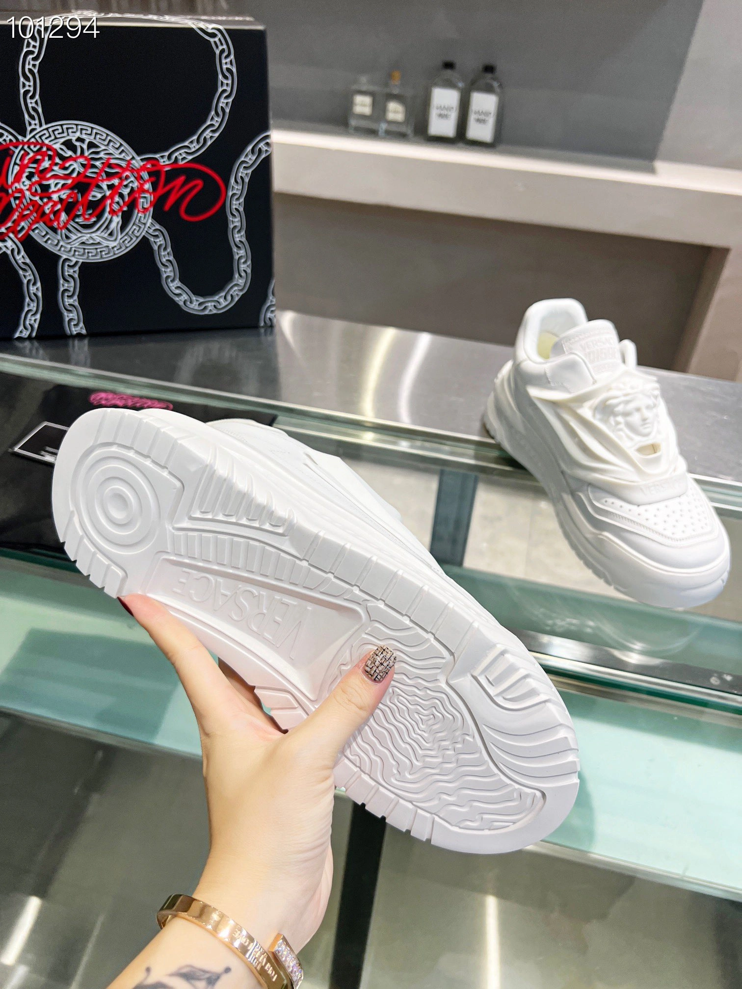 Men And Women V*ersace Top Sneakers CP 20230607- Classic 6632