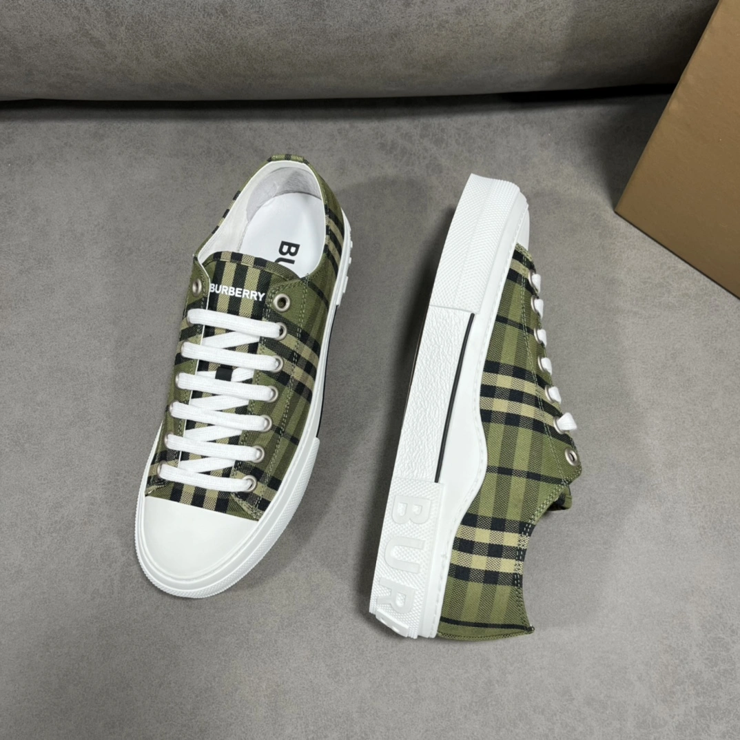 Sophisticated Men B*urberry Top Sneaker Low CP 20230614- 6230