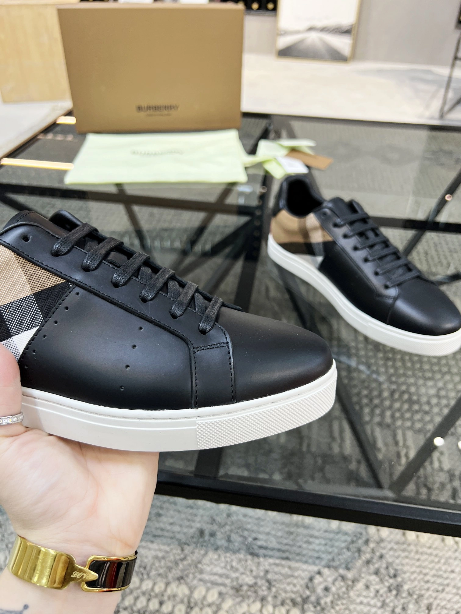 Men B*urberry Top Sneakers CP 20230606- ComfortFit 6274