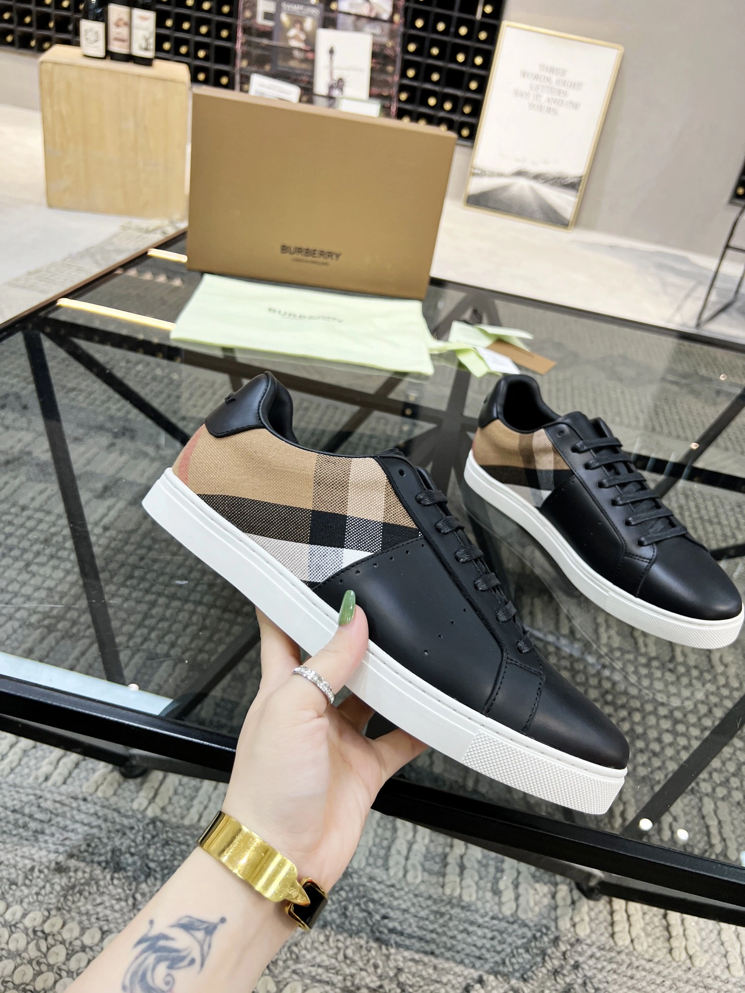 Men B*urberry Top Sneakers CP 20230606- ComfortFit 6274