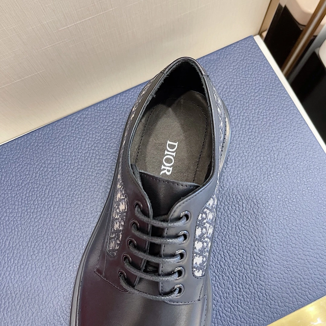 OdorResistant Men D*or Top Sneaker 5781