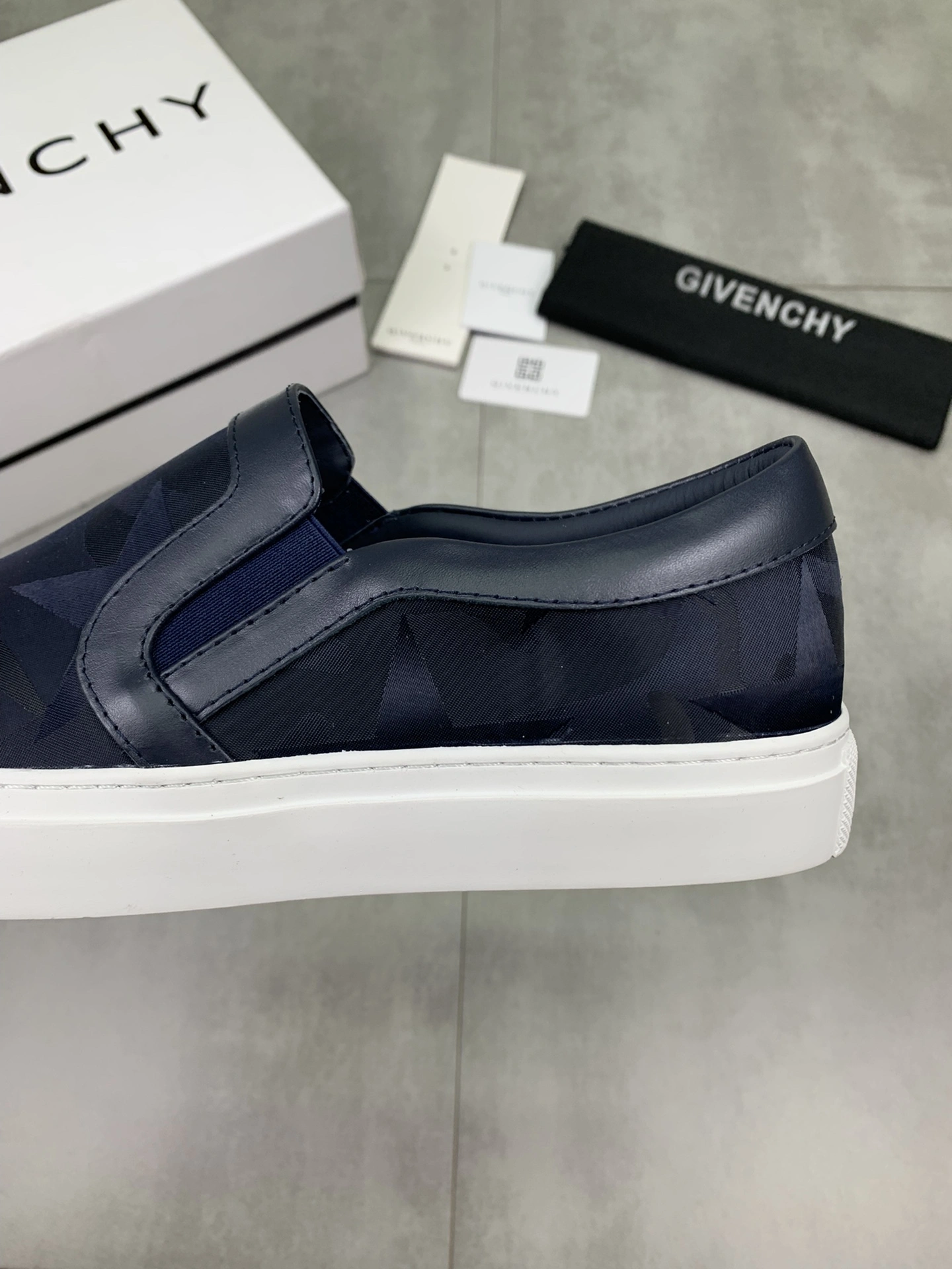 Men Givenchy Top Loafer Shoe CP 20230608- Refined 7466