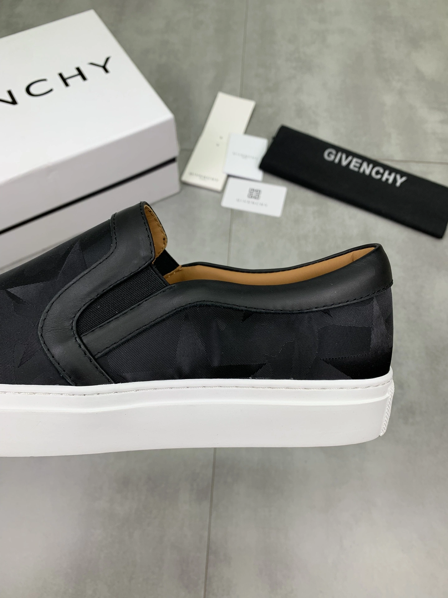 MoistureWicking Men Givenchy Top Loafer Shoe CP 20230608- 7465