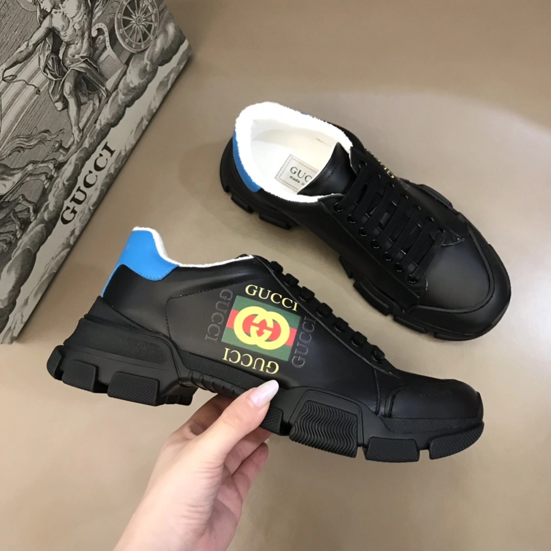 Stylish Men G*ucci Top Sneaker 3526
