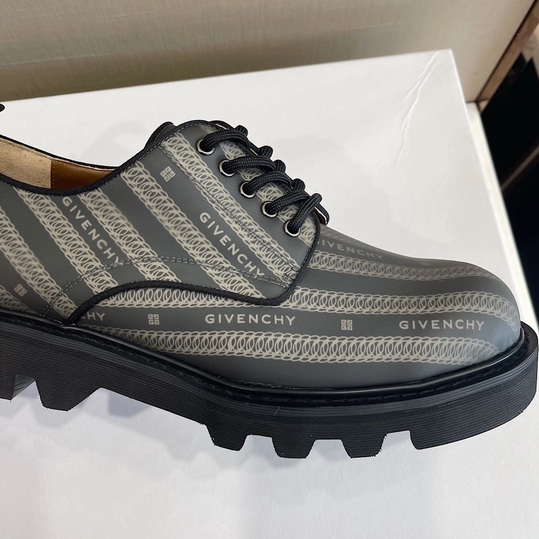 Lightweight Men G*venchy Sneaker 7469