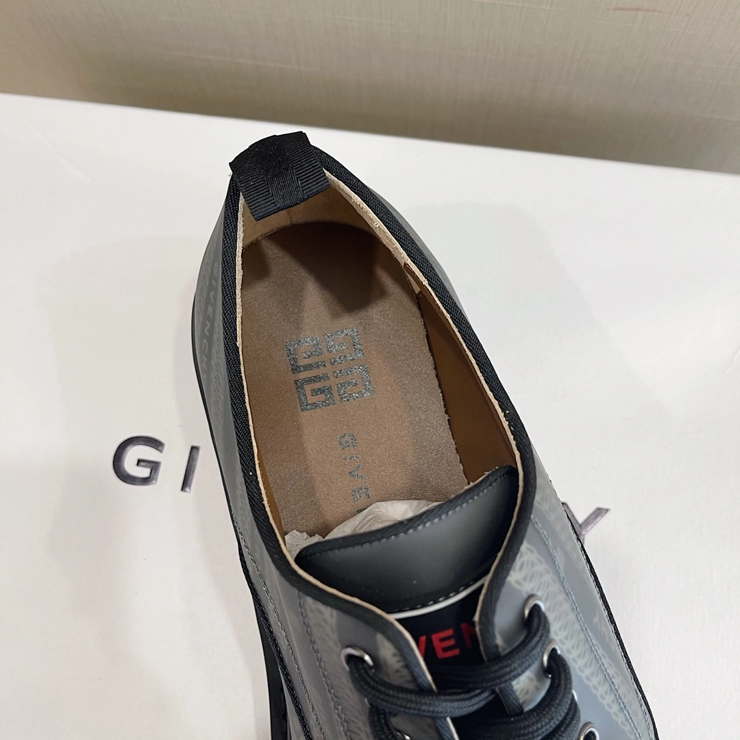 Lightweight Men G*venchy Sneaker 7469