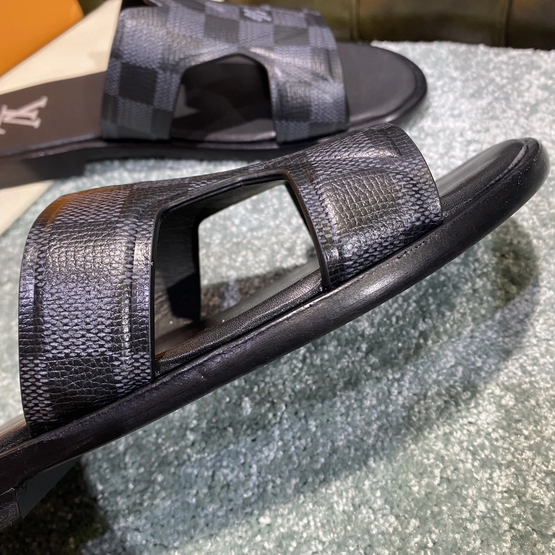 Sleek Men L*ouis V*uitton Slippers CP 20230612- 3949