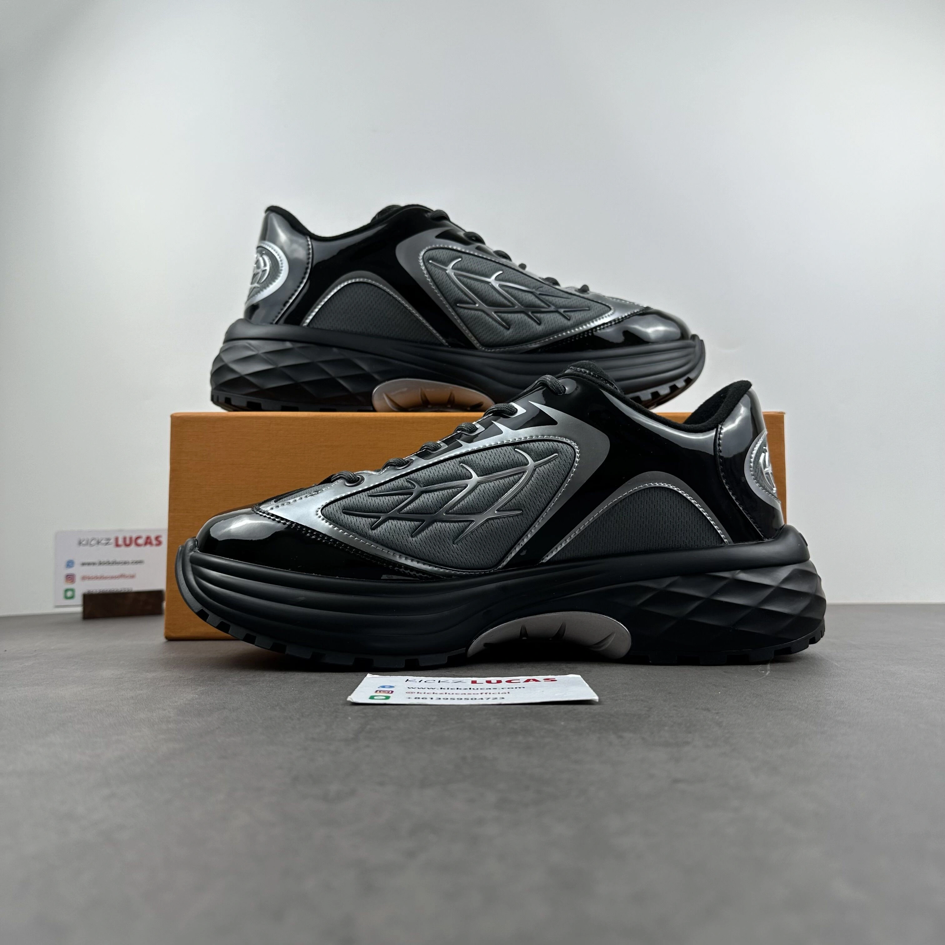 Original Men L*ouis V*uitton Top Sneaker Discovery RR20231025- 3883