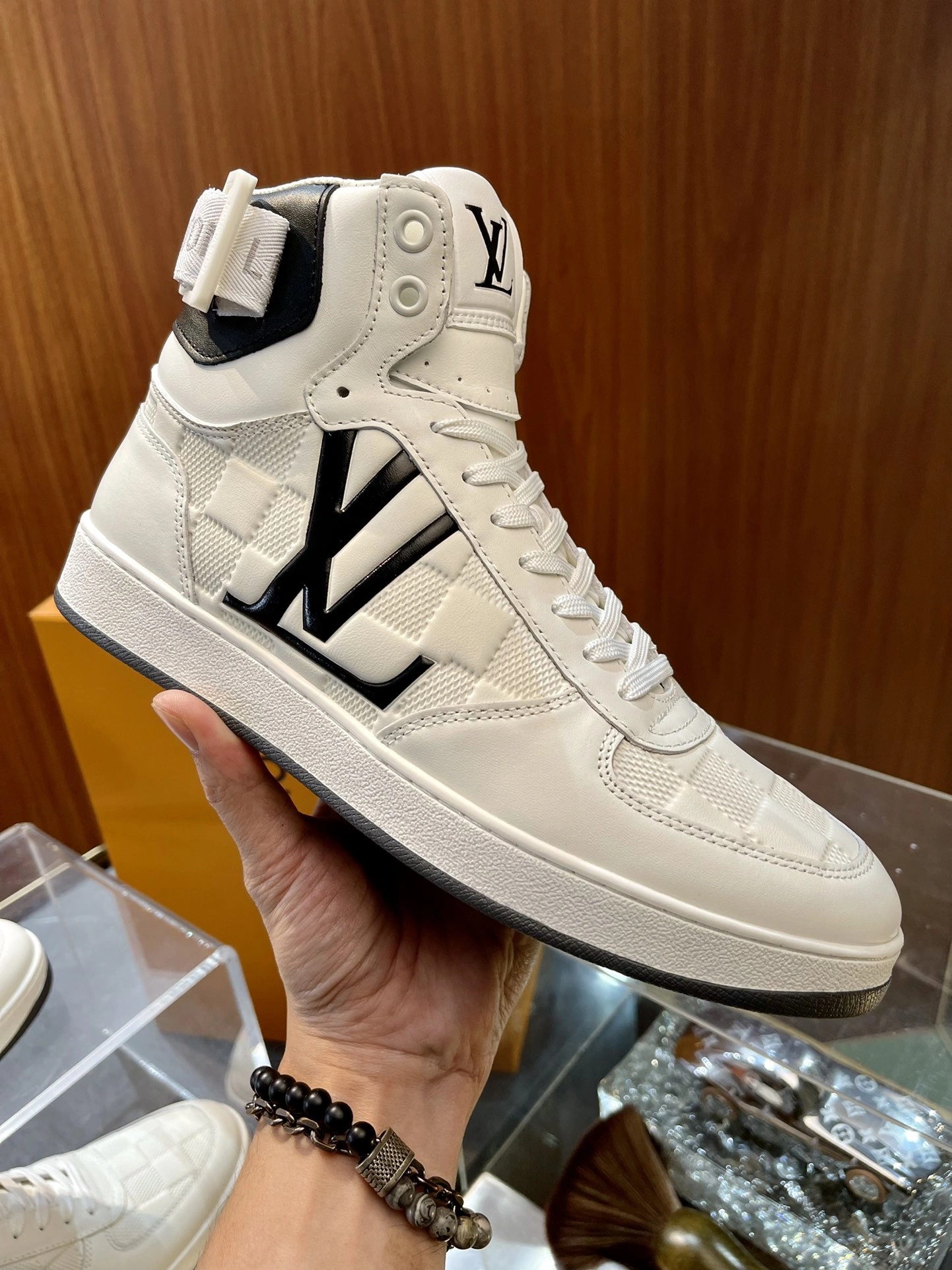Casual Men L*ouis V*uitton Top Sneaker High RR20231221- 3872