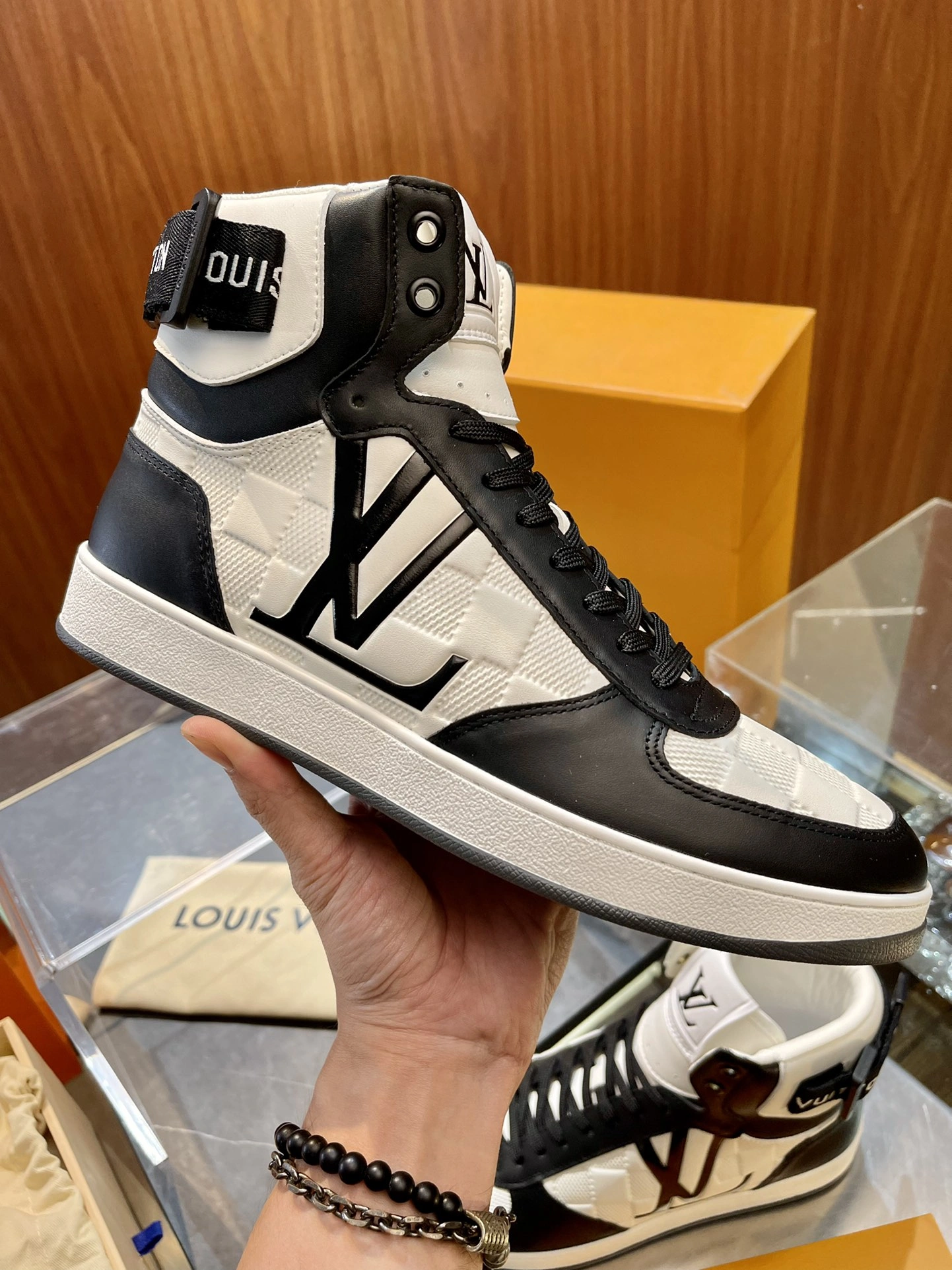 Men L*ouis V*uitton Top Sneaker High RR20231221- Vibrant 3871