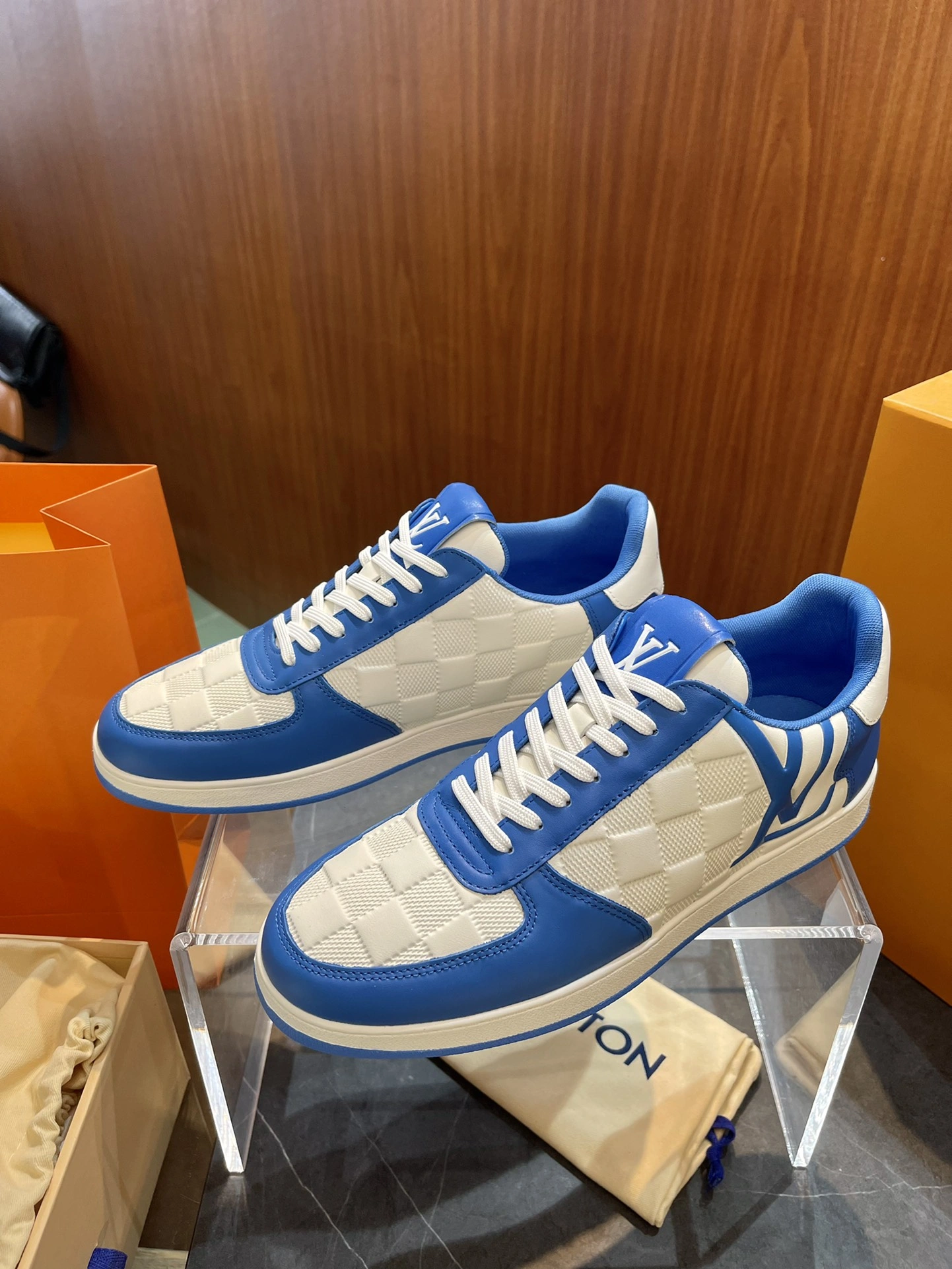 RelaxedFit Men L*ouis V*uitton Top Sneaker High RR20231221- 3870