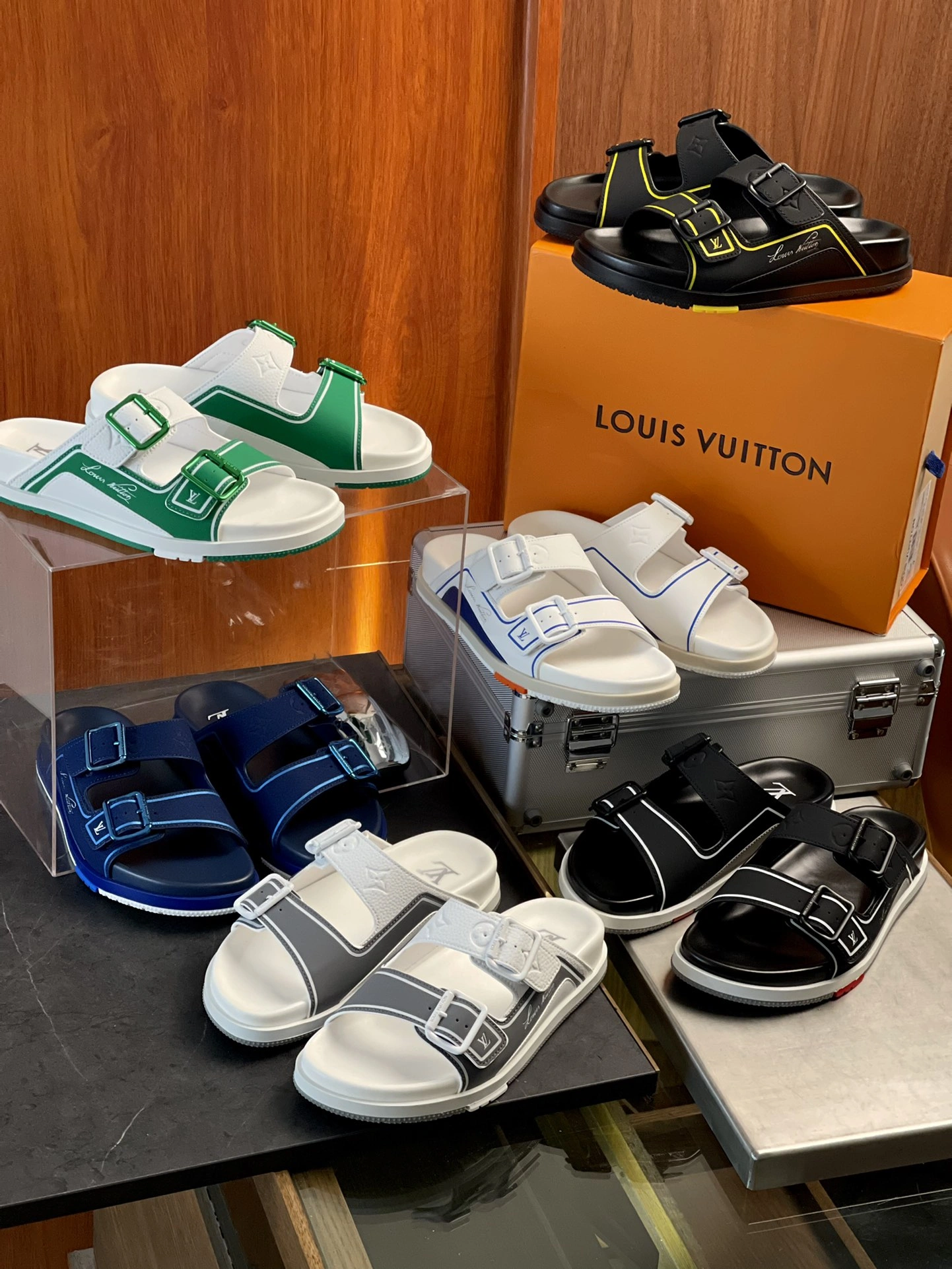 EasyCare Men L*ouis V*uitton Top Sneaker Slippers RR230406- 4015