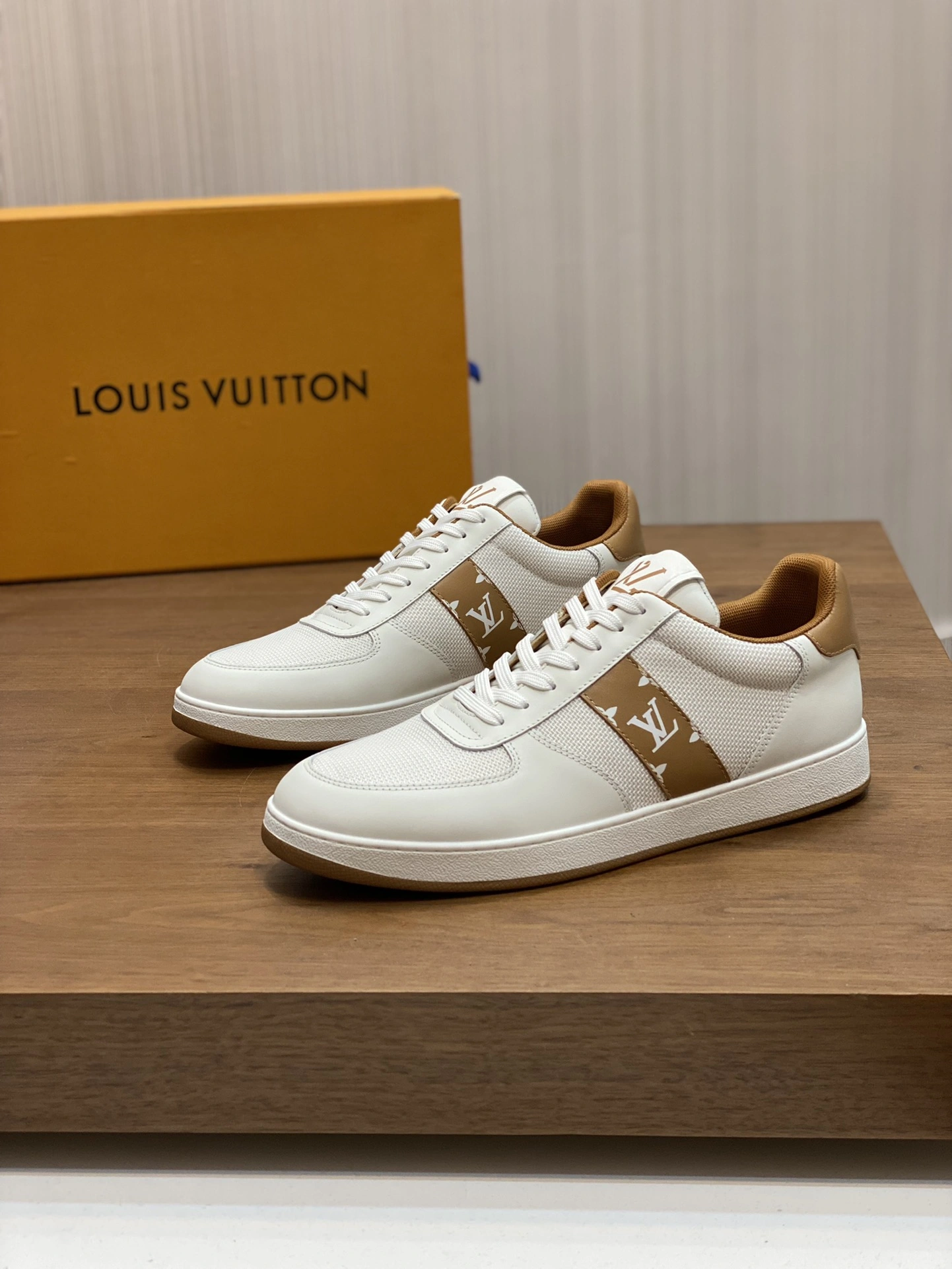 Sophisticated Men L*ouis V*uitton Top Sneaker Trainer CP 20230609- 3971