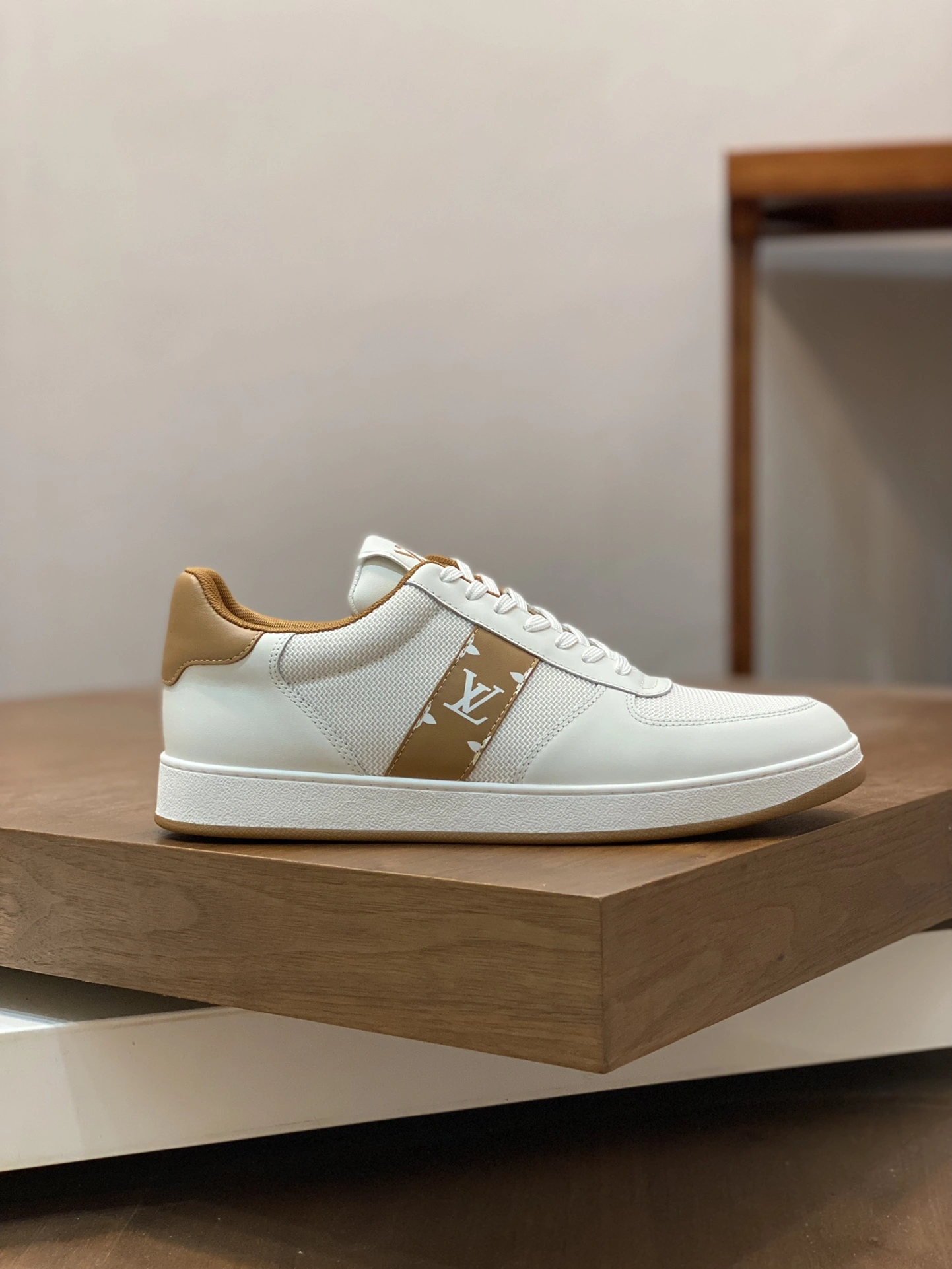 Sophisticated Men L*ouis V*uitton Top Sneaker Trainer CP 20230609- 3971