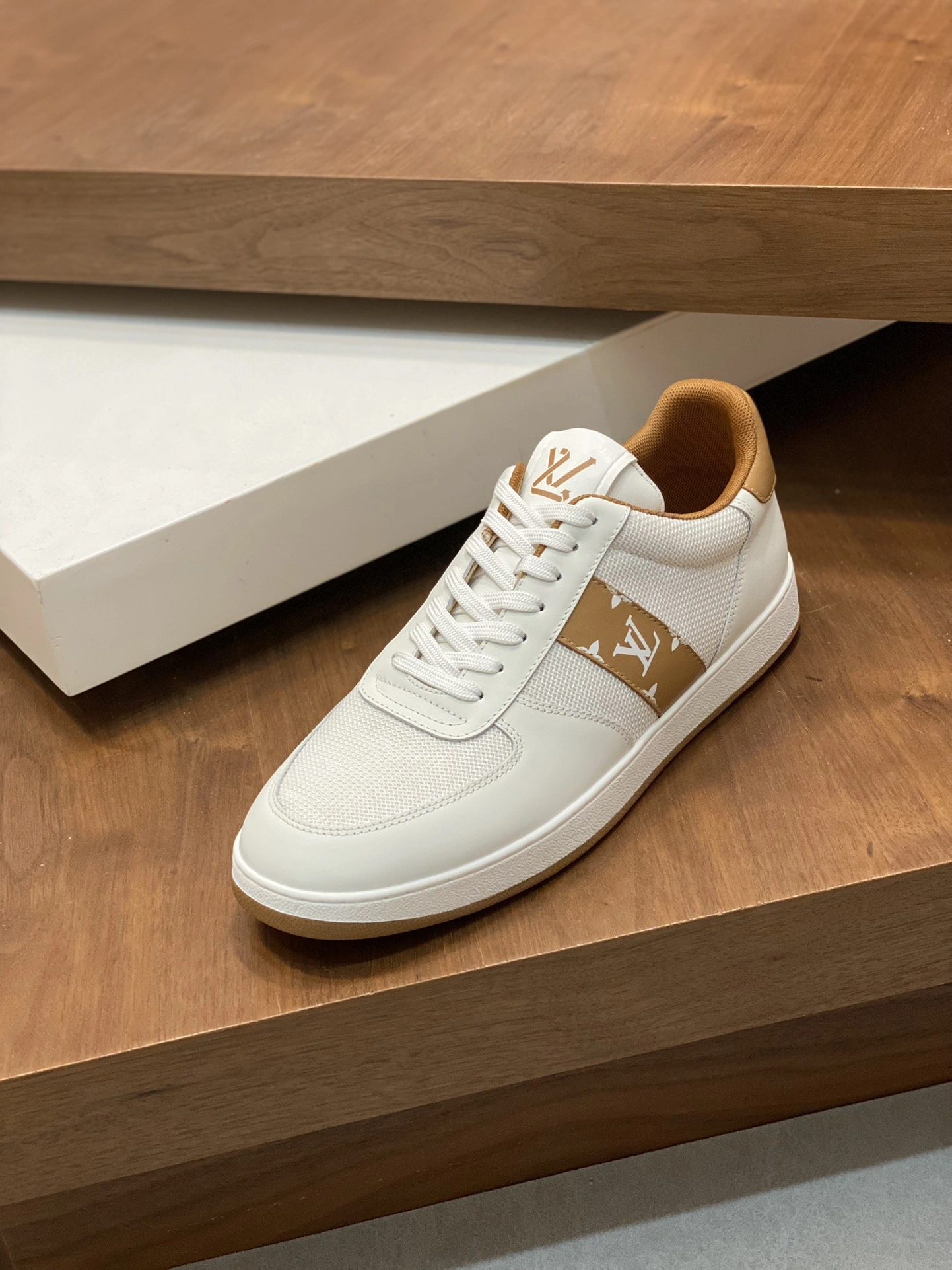 Sophisticated Men L*ouis V*uitton Top Sneaker Trainer CP 20230609- 3971