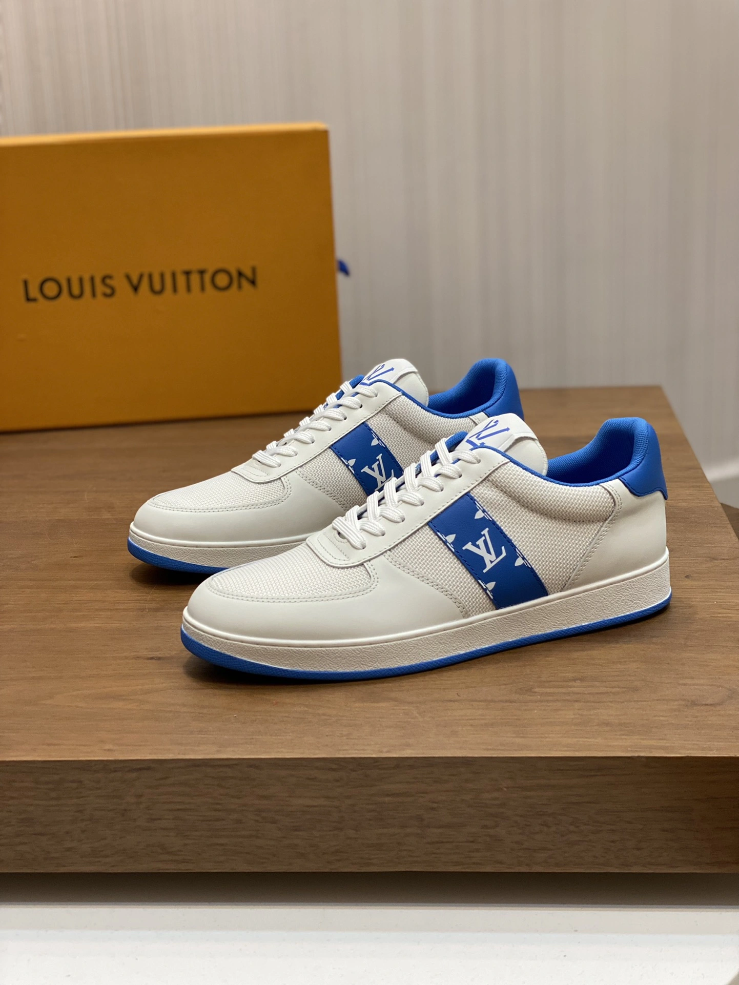 Men L*ouis V*uitton Top Sneaker Trainer CP 20230609- SportInspired 3972