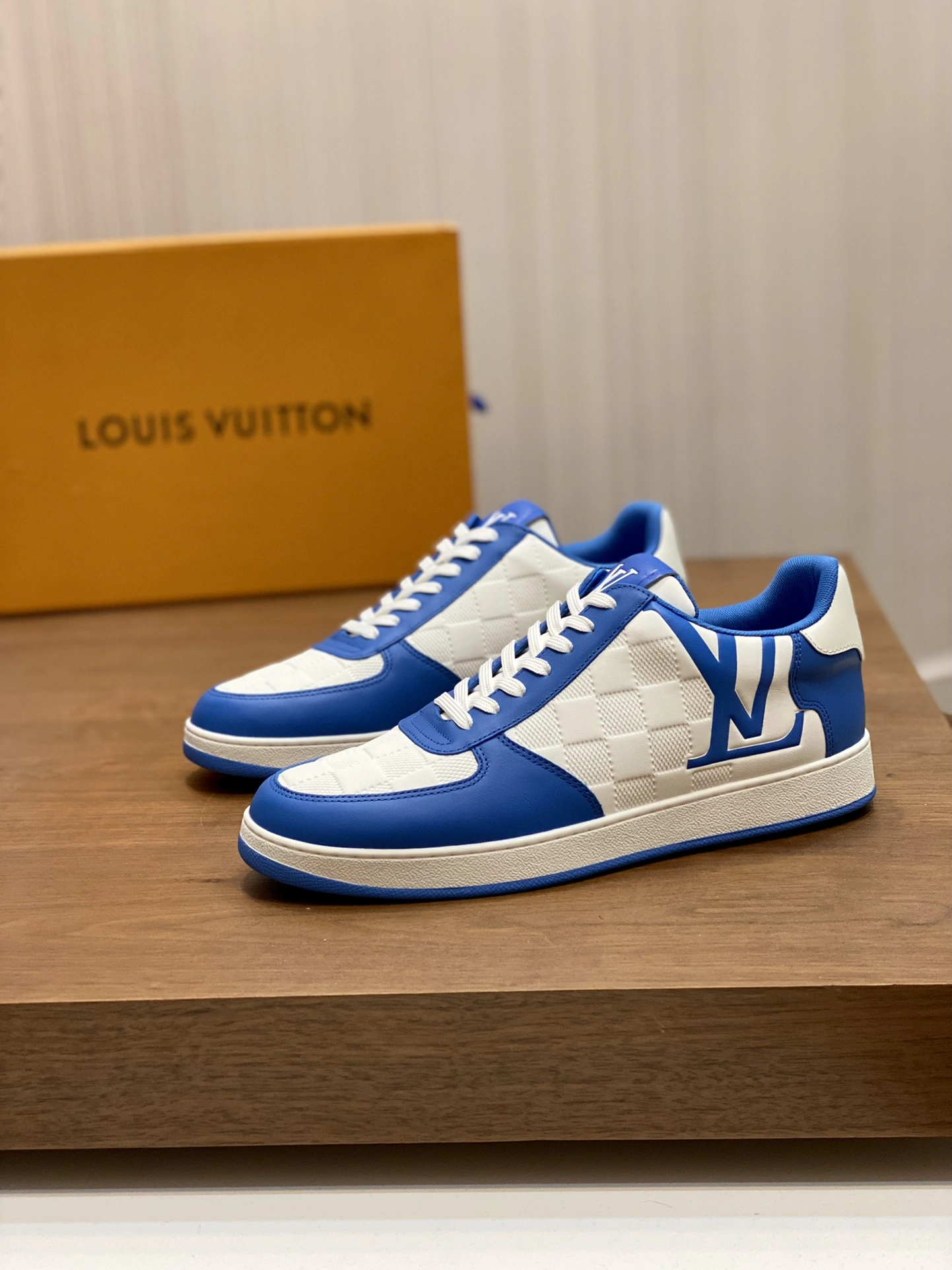 Men L*ouis V*uitton Top Sneaker Trainer CP 20230609- UrbanChic 3966