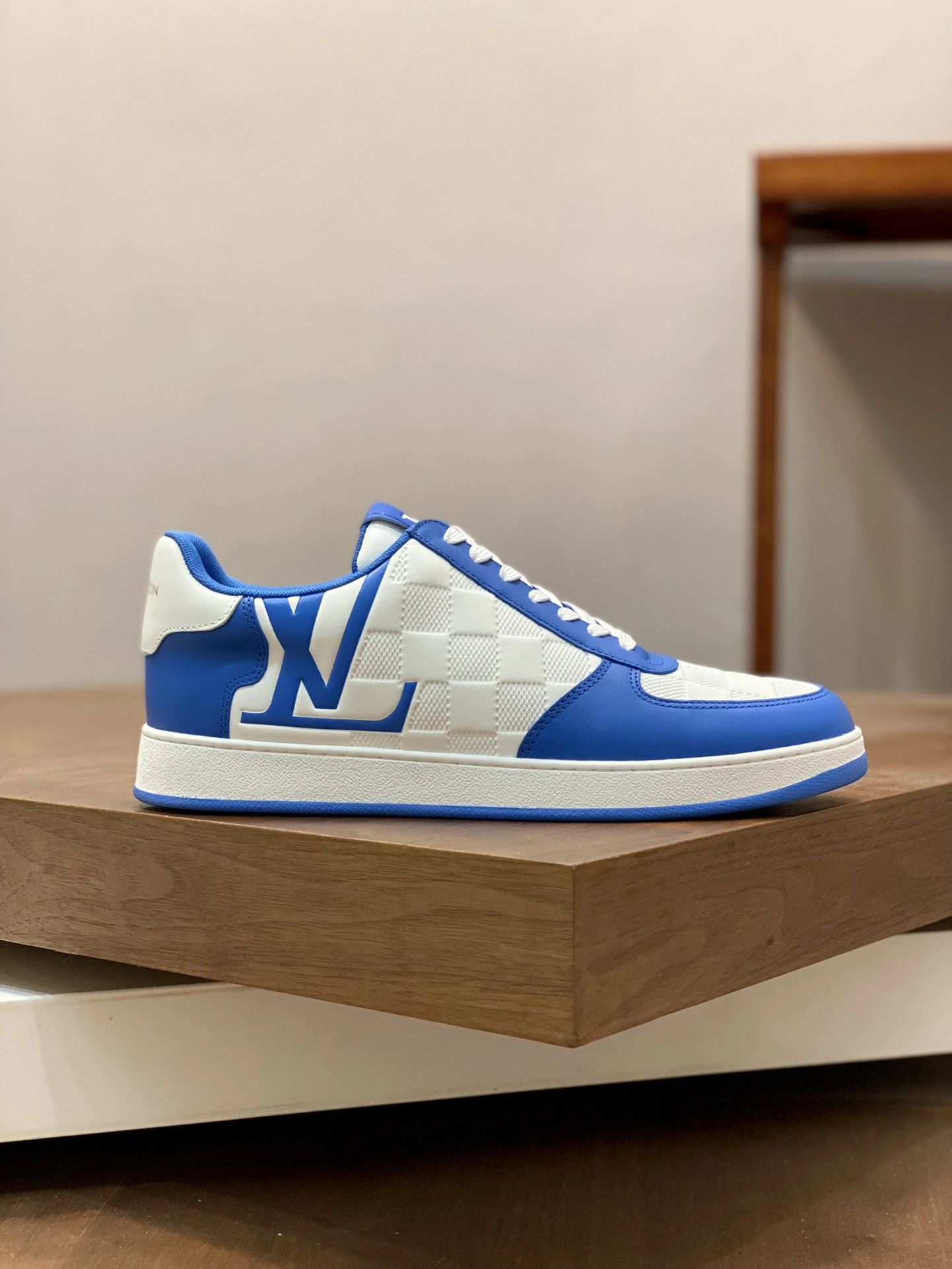 Men L*ouis V*uitton Top Sneaker Trainer CP 20230609- UrbanChic 3966