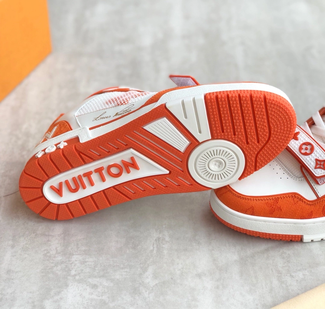 WellDesigned Men L*ouis V*uitton Top Sneaker Trainer CP230314- 4096