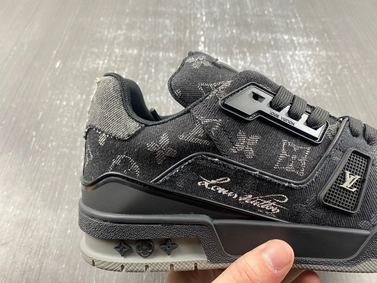 TechFriendly Men L*ouis V*uitton Top Sneaker Trainer MK20240320- 3865
