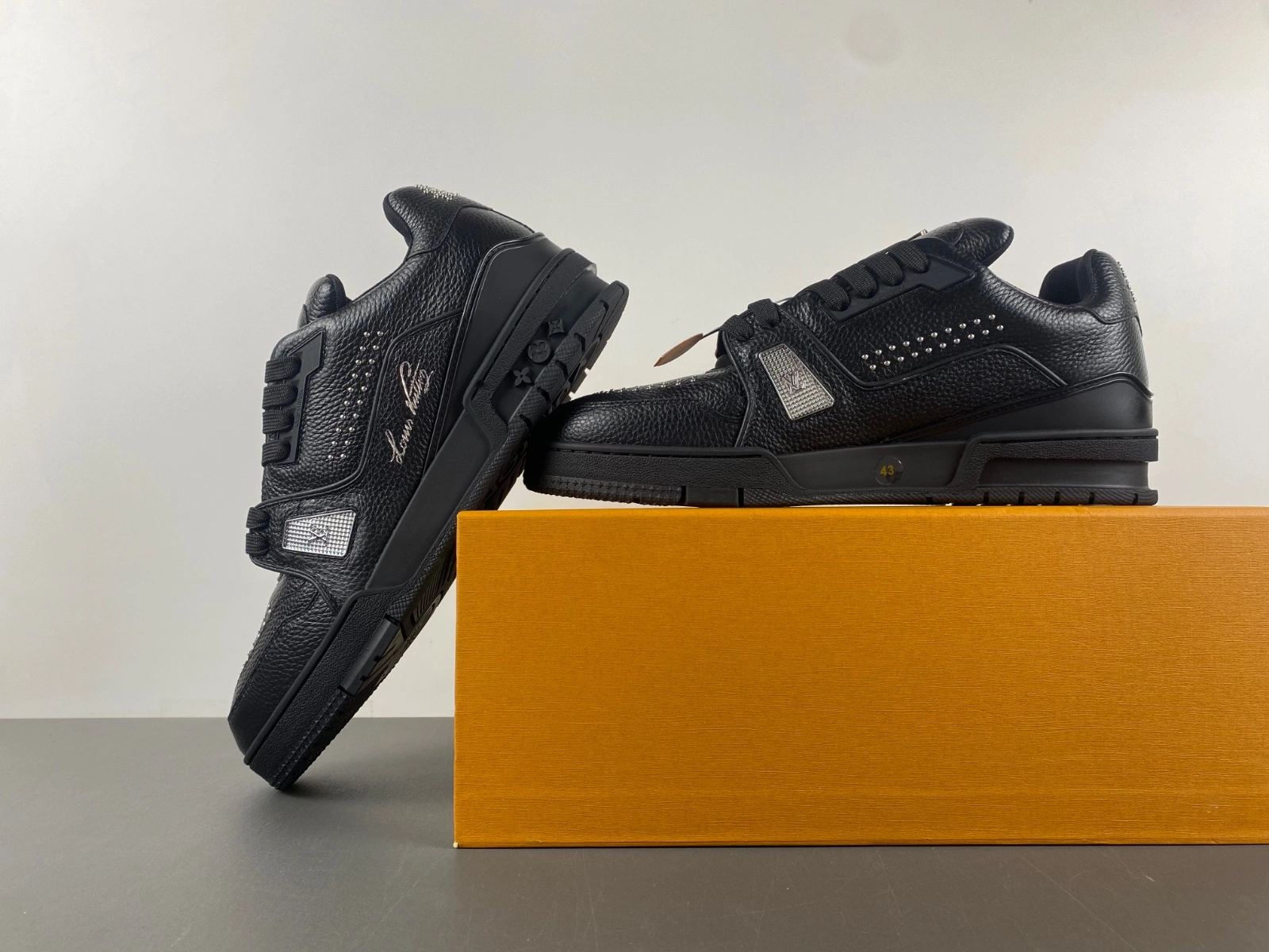 Original Men L*ouis V*uitton Top Sneaker Trainer MK20250110- 3760