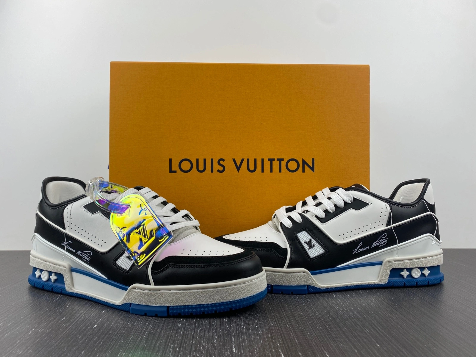 Contemporary Men L*ouis V*uitton Top Sneaker Trainer MK221112- 4123