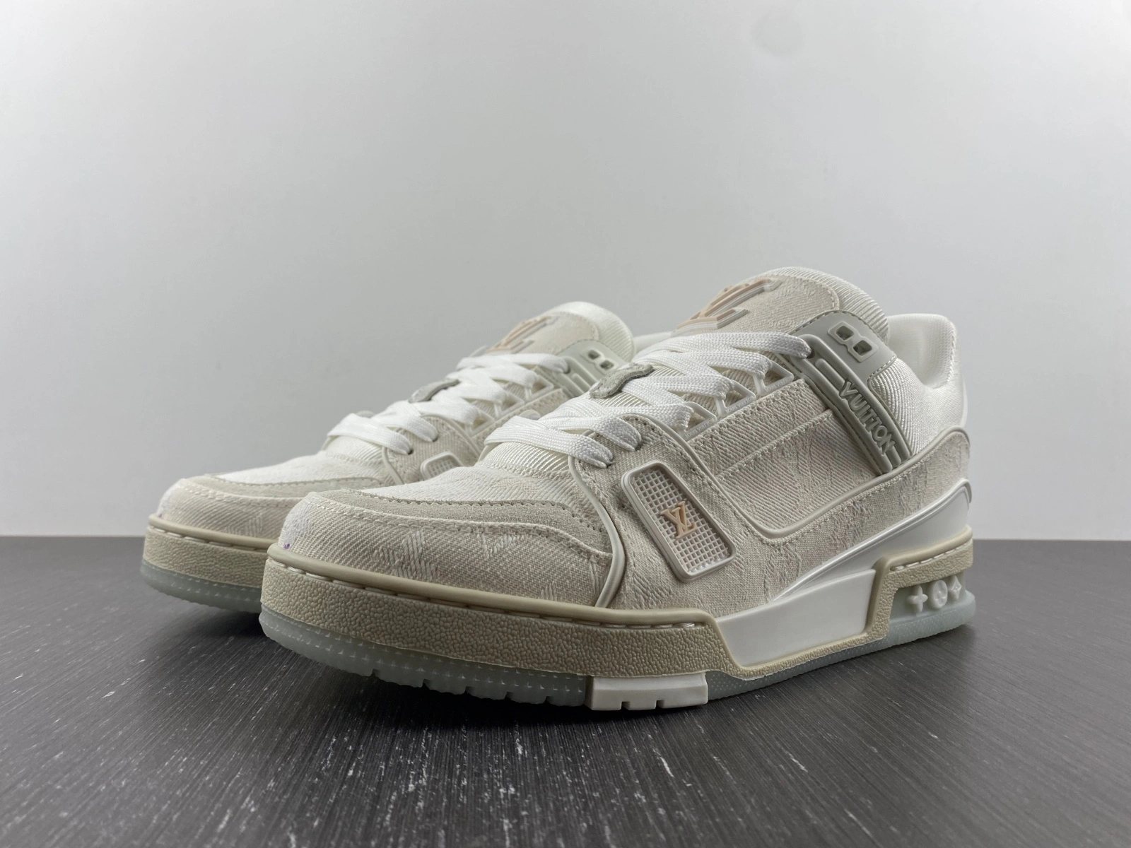 Seasonal Men L*ouis V*uitton Top Sneaker Trainer MK221112- 4122