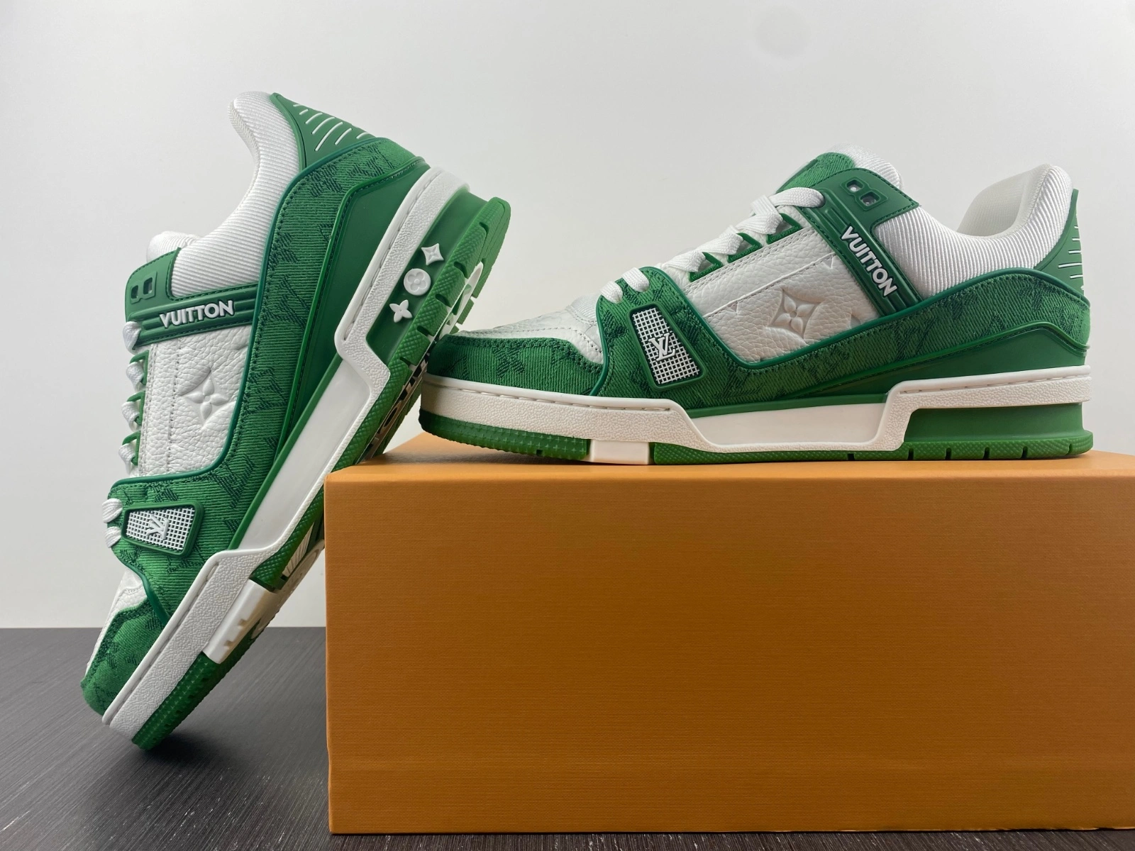 Men L*ouis V*uitton Top Sneaker Trainer MK221112- TechFriendly 4125
