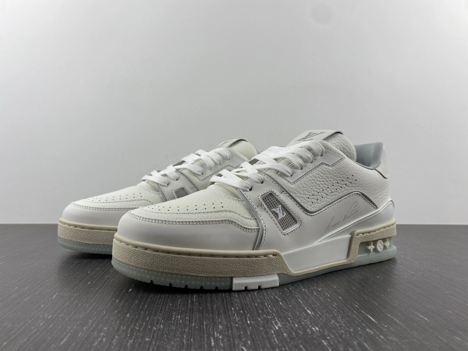 FlexibleFit Men L*ouis V*uitton Top Sneaker Trainer MK221114- 4121